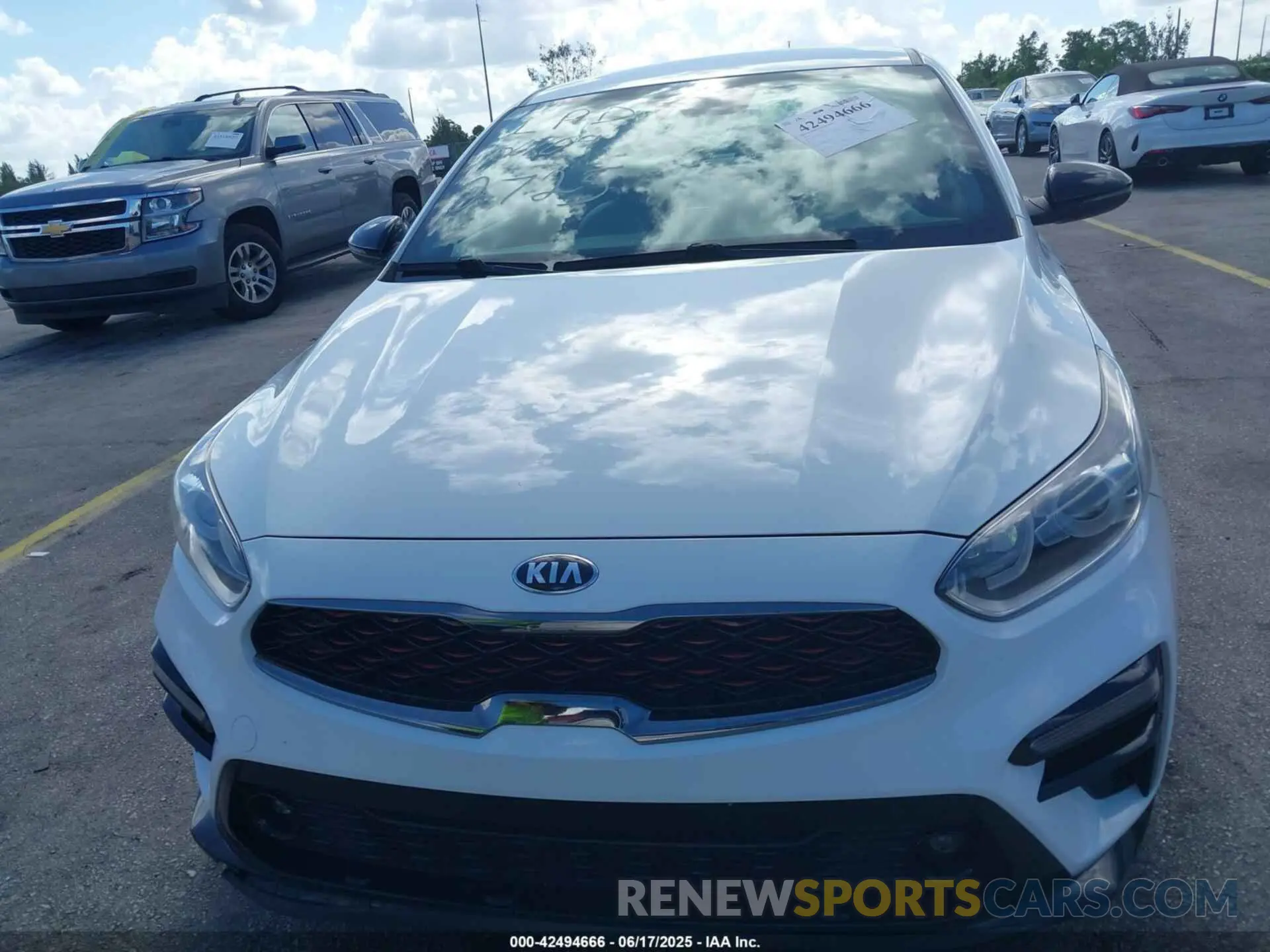 12 fotografías del automóvil dañado 3KPF34AD3ME312725 KIA FORTE 2021