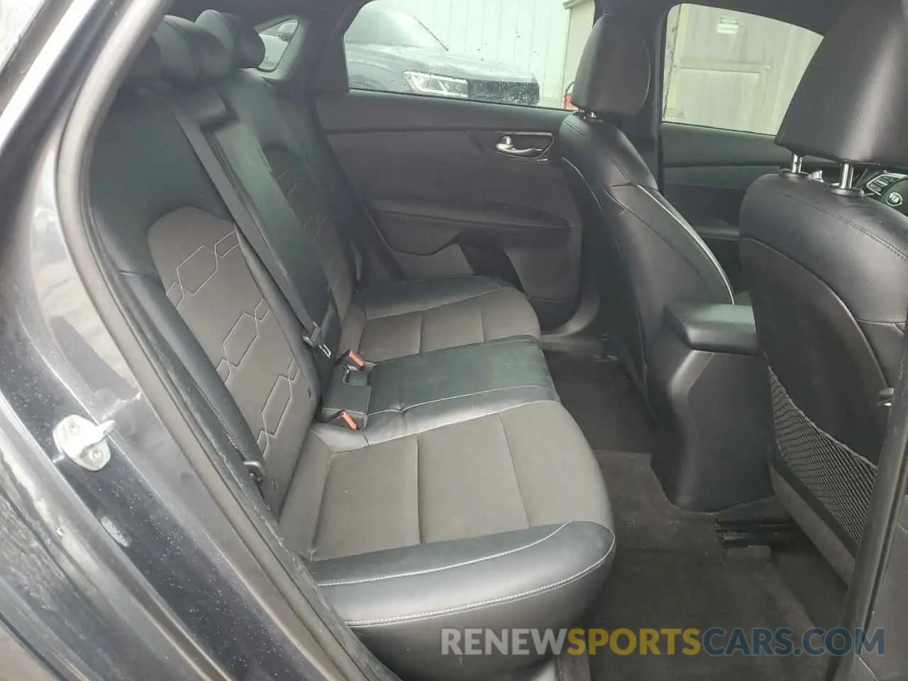 10 fotografías del automóvil dañado 3KPF34AD4ME282764 KIA FORTE 2021