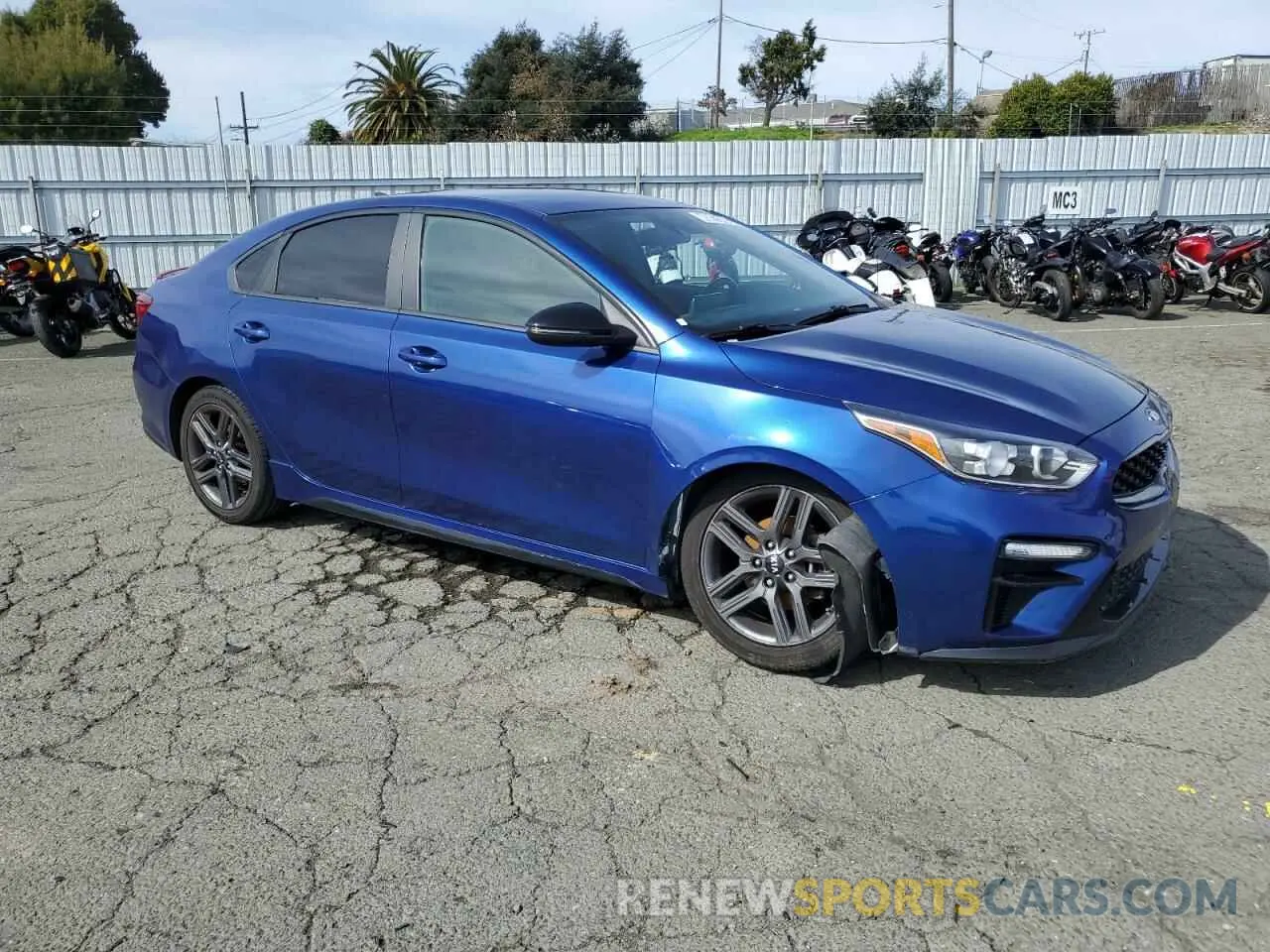 4 fotografías del automóvil dañado 3KPF34AD4ME286569 KIA FORTE 2021