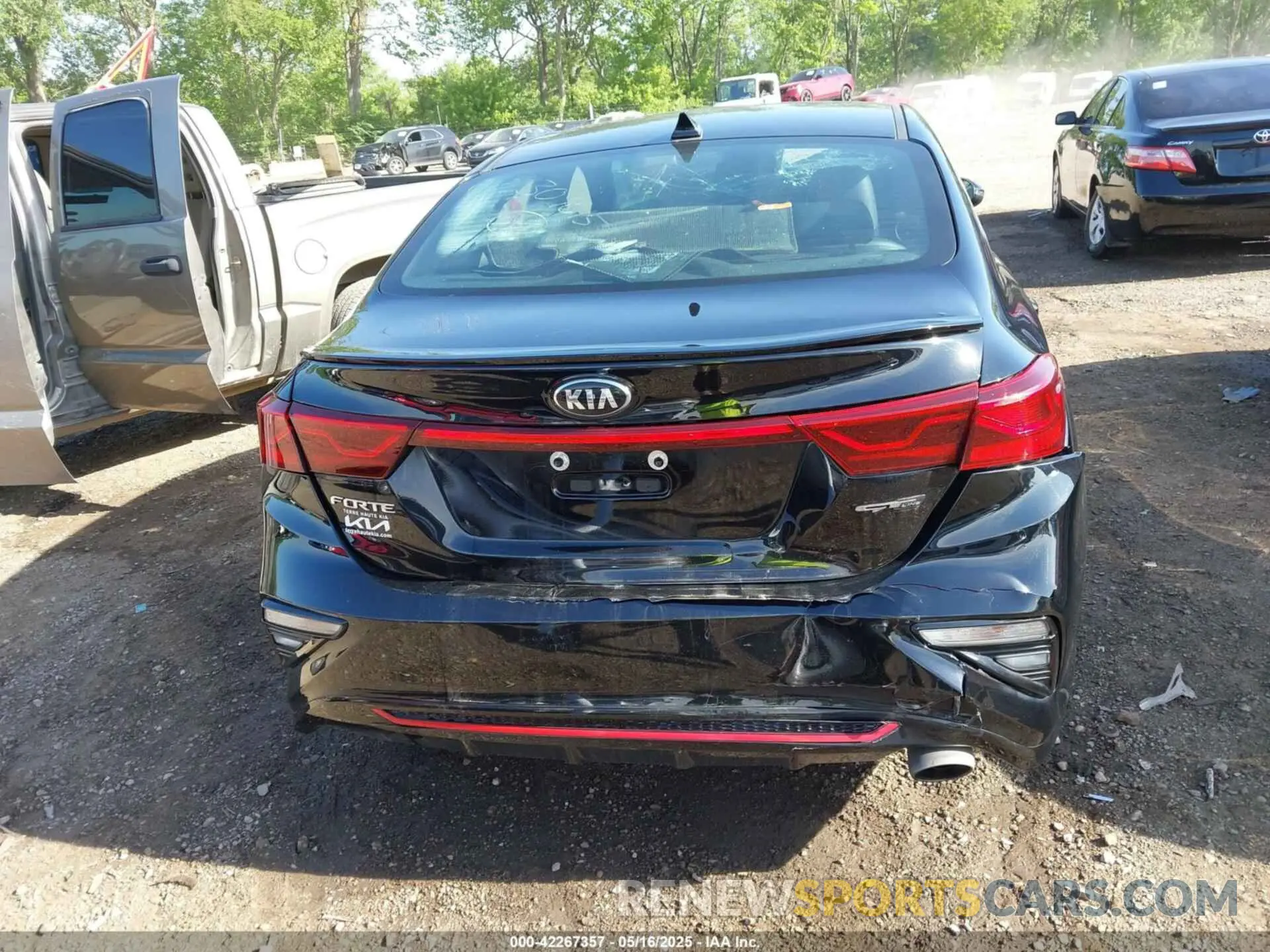 16 fotografías del automóvil dañado 3KPF34AD4ME307615 KIA FORTE 2021