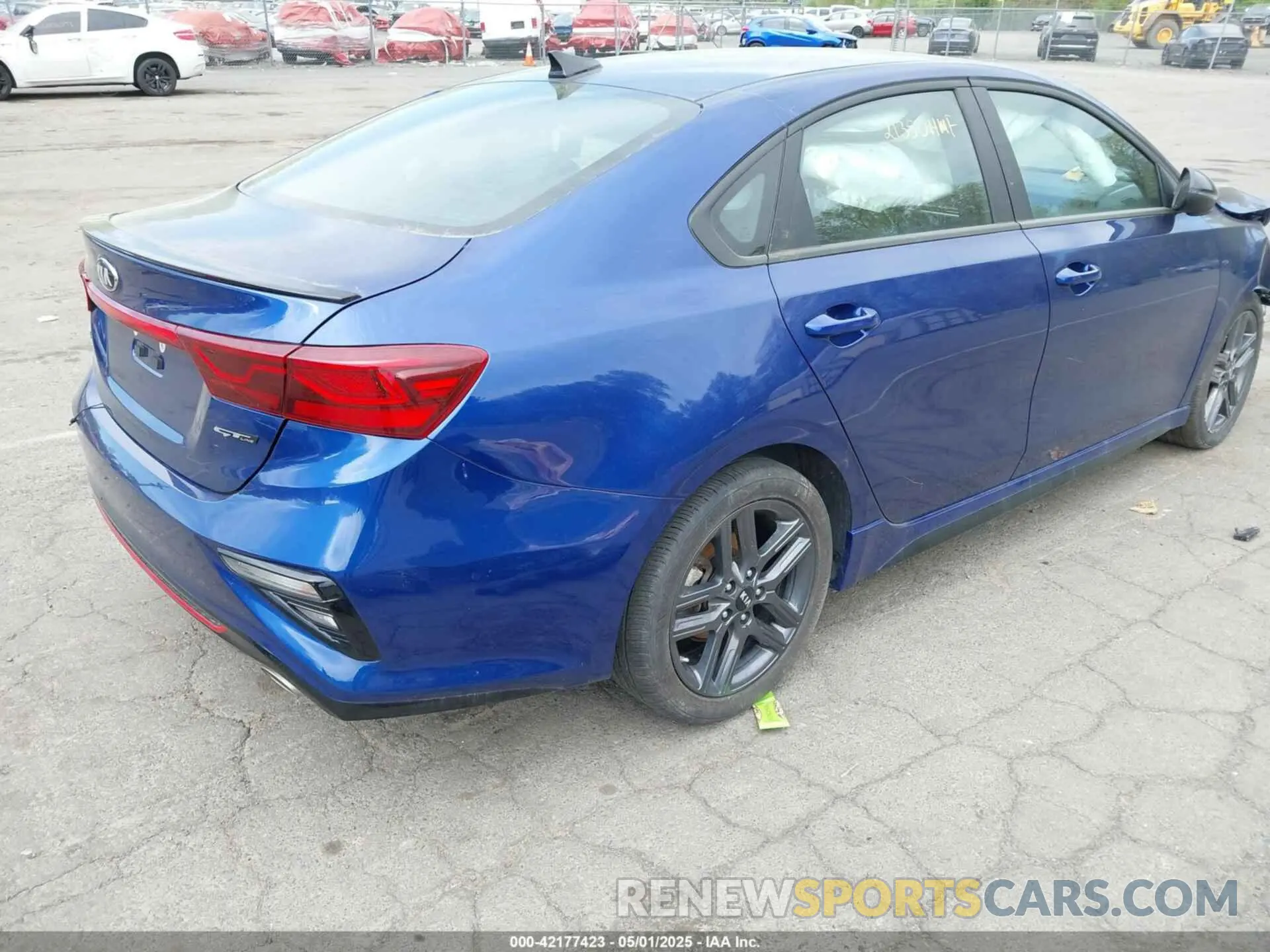 4 fotografías del automóvil dañado 3KPF34AD4ME423784 KIA FORTE 2021