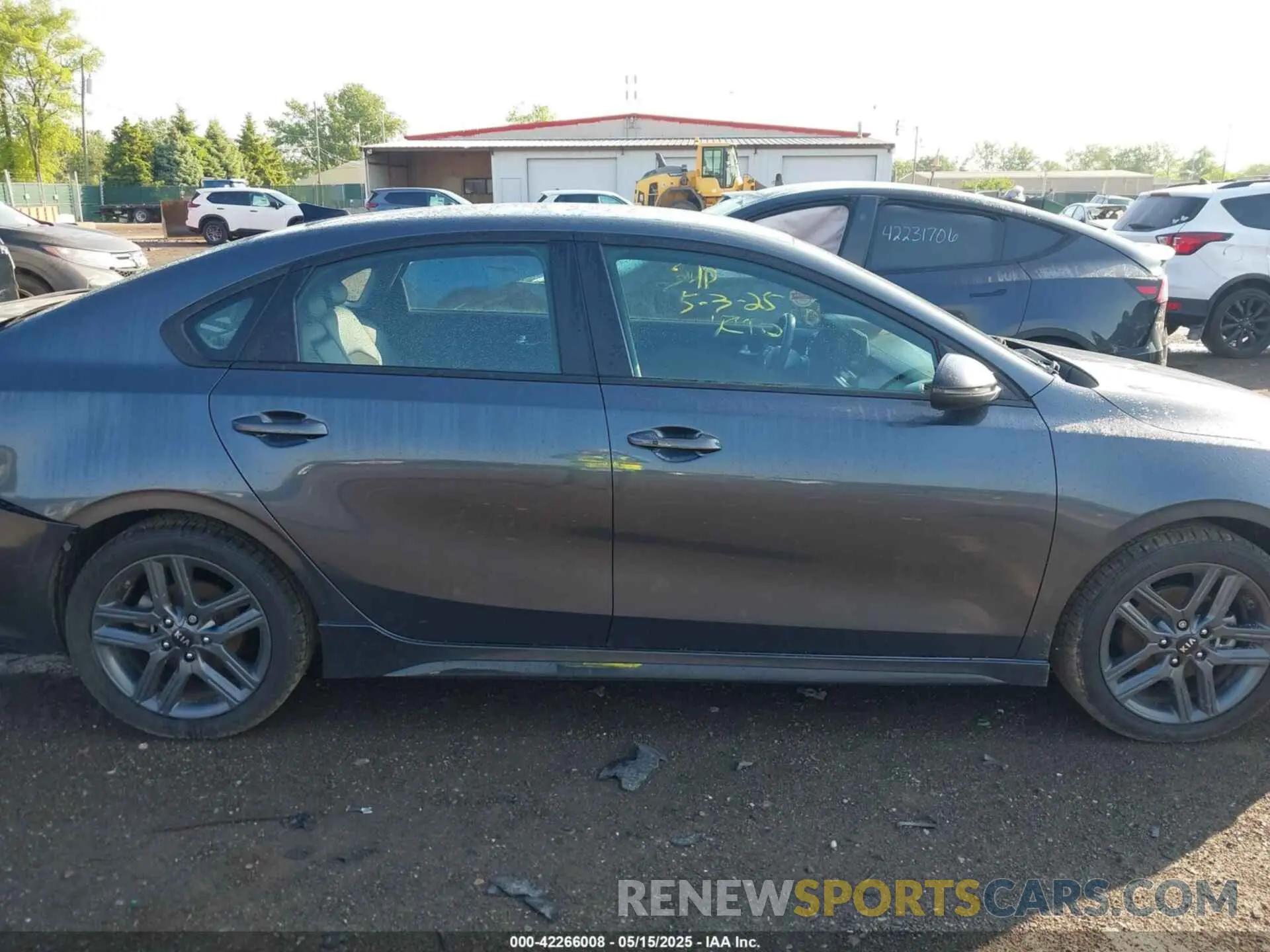 13 fotografías del automóvil dañado 3KPF34AD5ME282322 KIA FORTE 2021