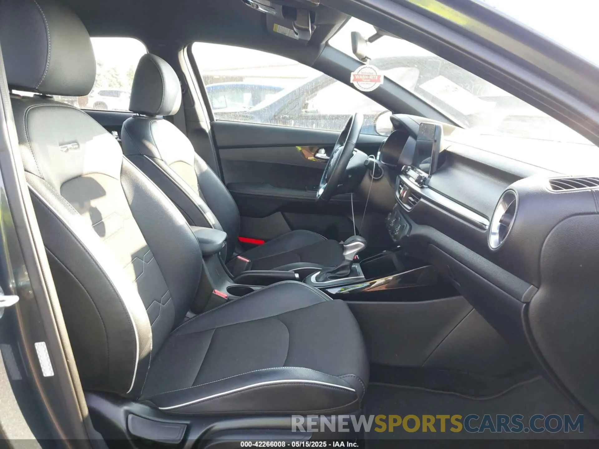 5 fotografías del automóvil dañado 3KPF34AD5ME282322 KIA FORTE 2021