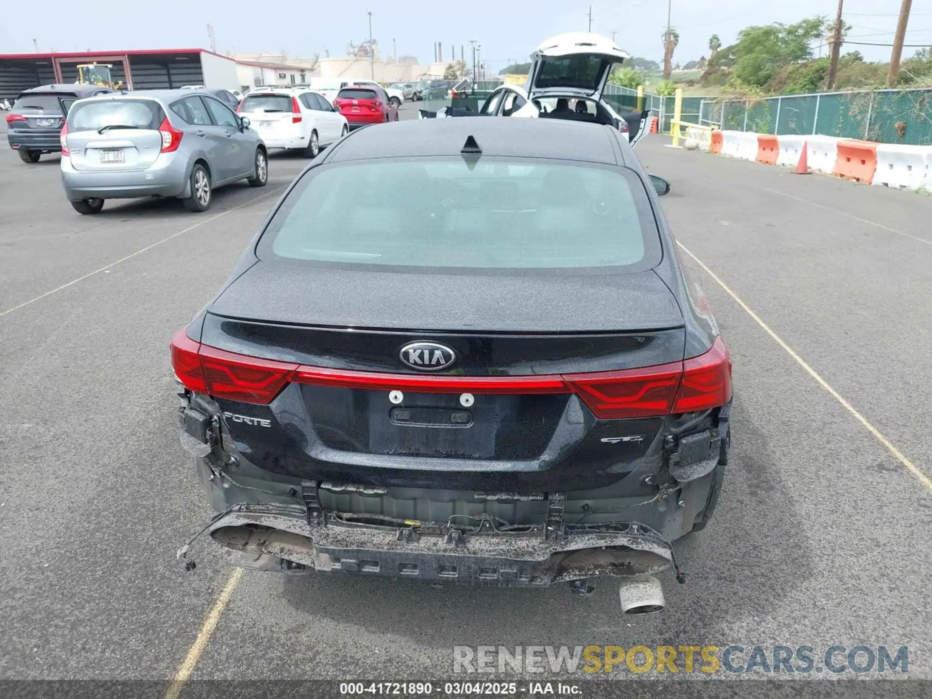 17 fotografías del automóvil dañado 3KPF34AD5ME305761 KIA FORTE 2021
