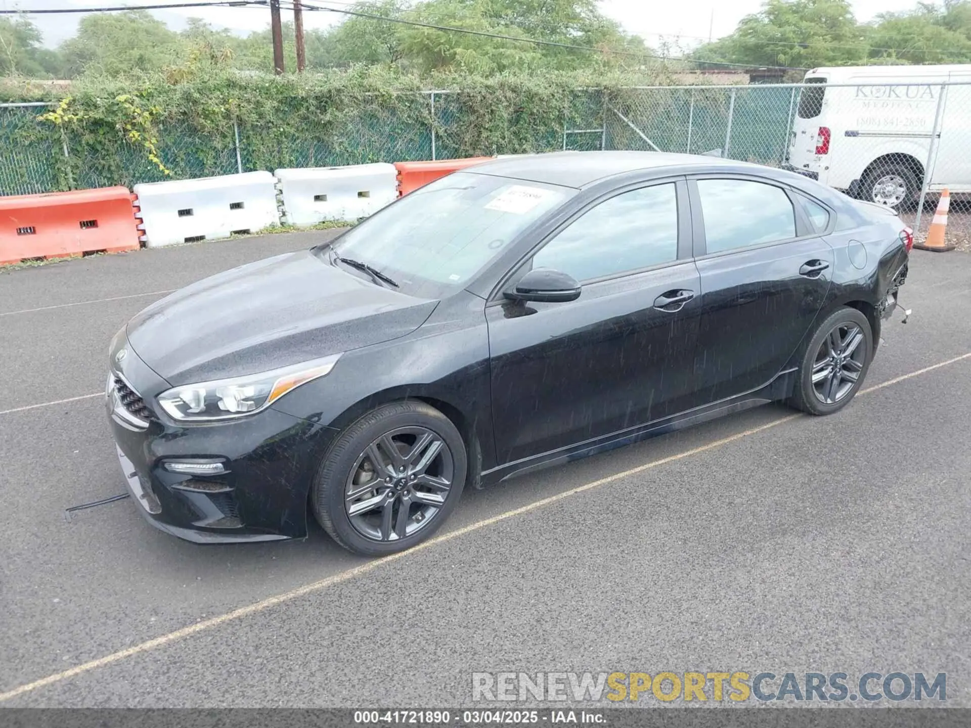 2 fotografías del automóvil dañado 3KPF34AD5ME305761 KIA FORTE 2021