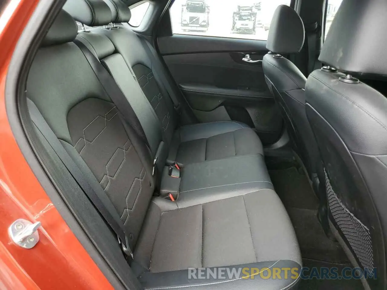 10 fotografías del automóvil dañado 3KPF34AD5ME375521 KIA FORTE 2021