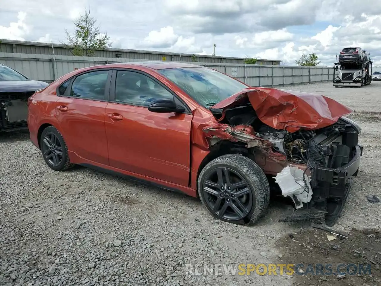 4 fotografías del automóvil dañado 3KPF34AD5ME375521 KIA FORTE 2021