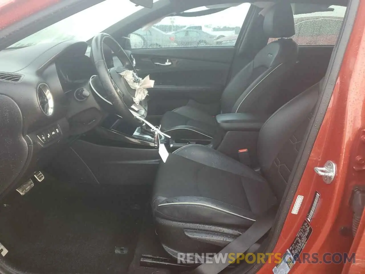 7 fotografías del automóvil dañado 3KPF34AD6ME326408 KIA FORTE 2021
