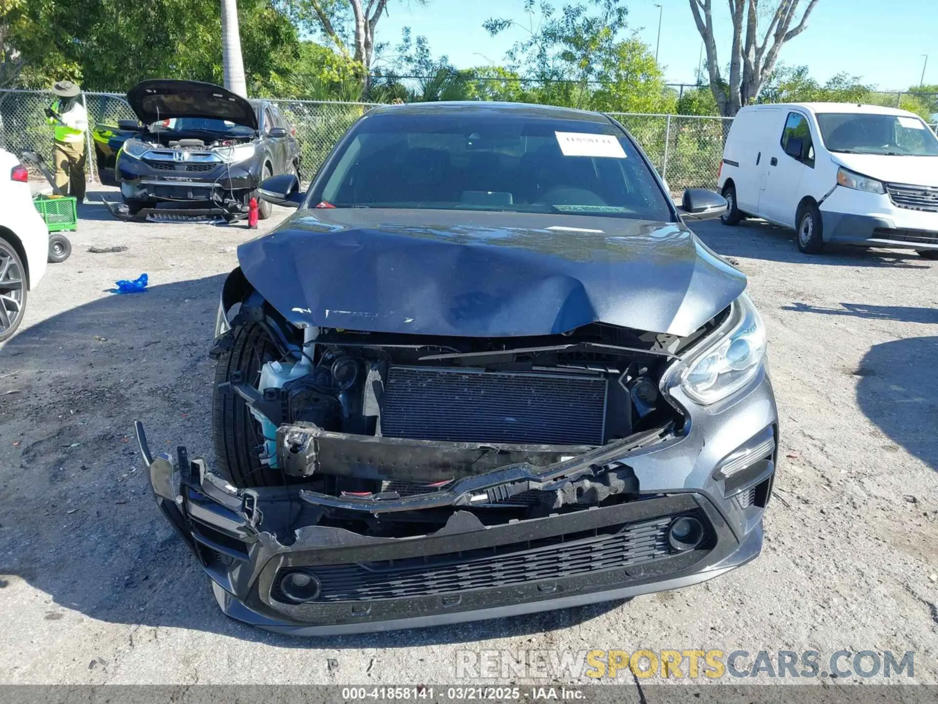 13 fotografías del automóvil dañado 3KPF34AD8ME285067 KIA FORTE 2021