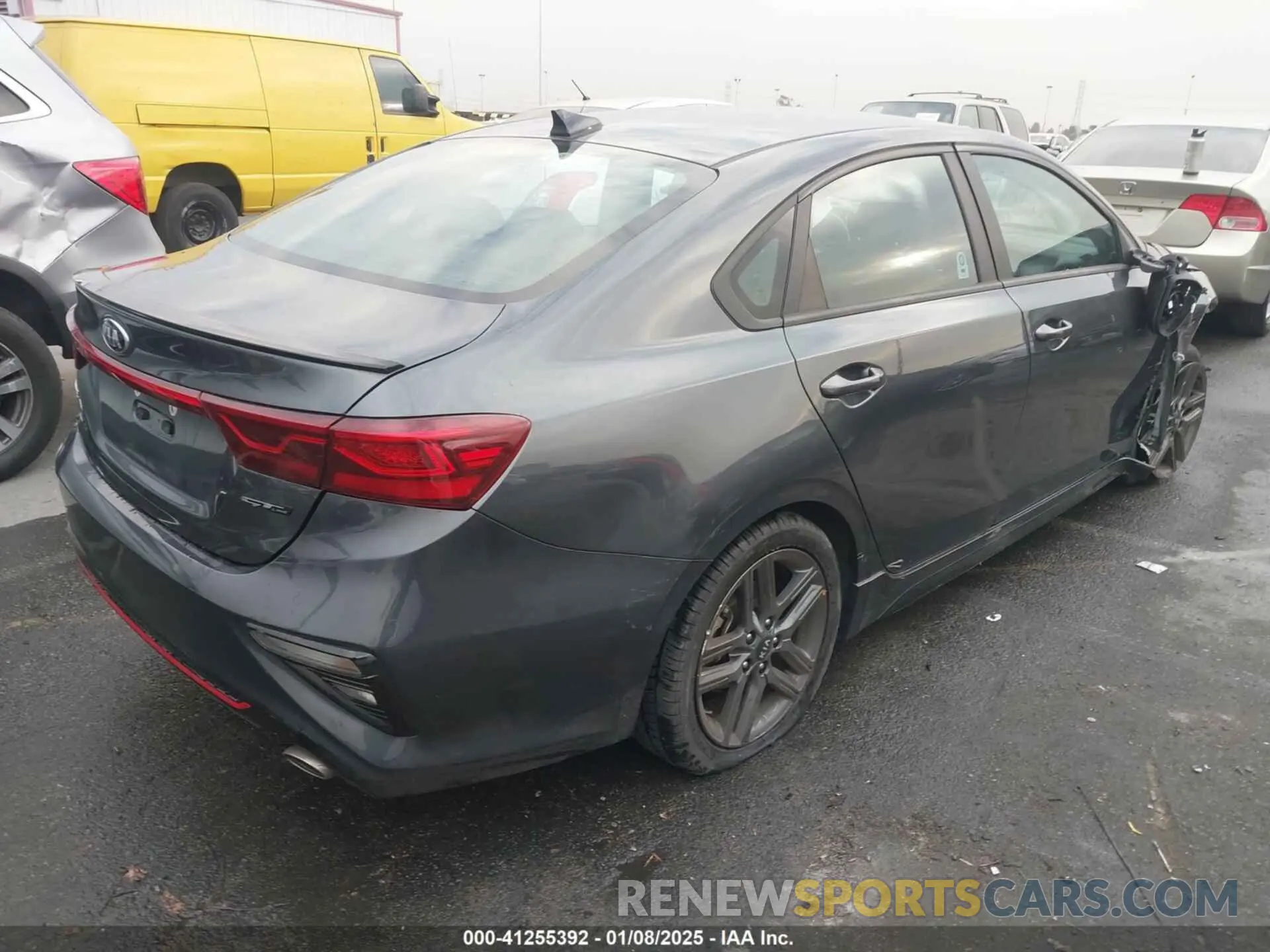 4 fotografías del automóvil dañado 3KPF34AD8ME322280 KIA FORTE 2021