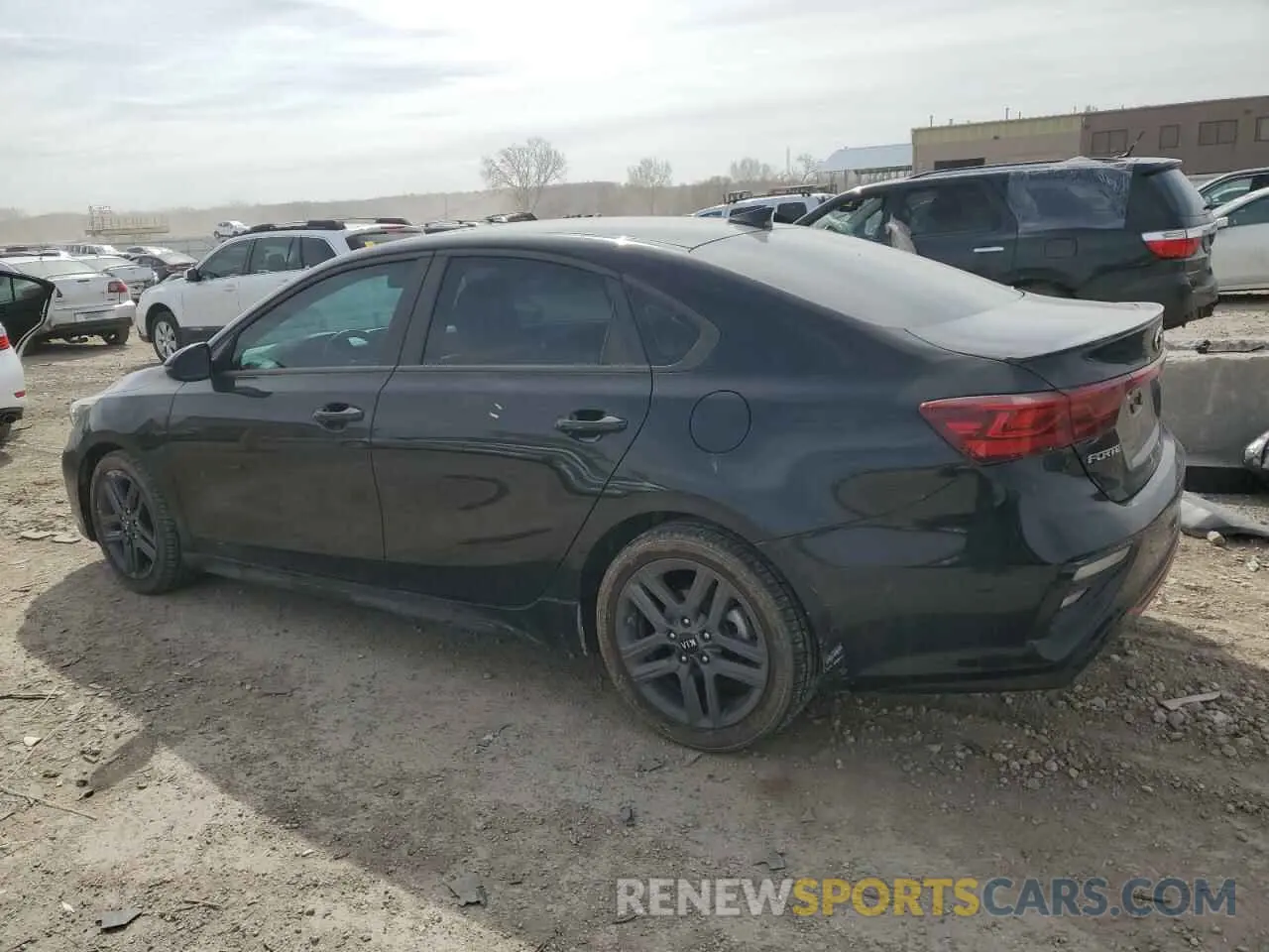 2 fotografías del automóvil dañado 3KPF34AD8ME335918 KIA FORTE 2021
