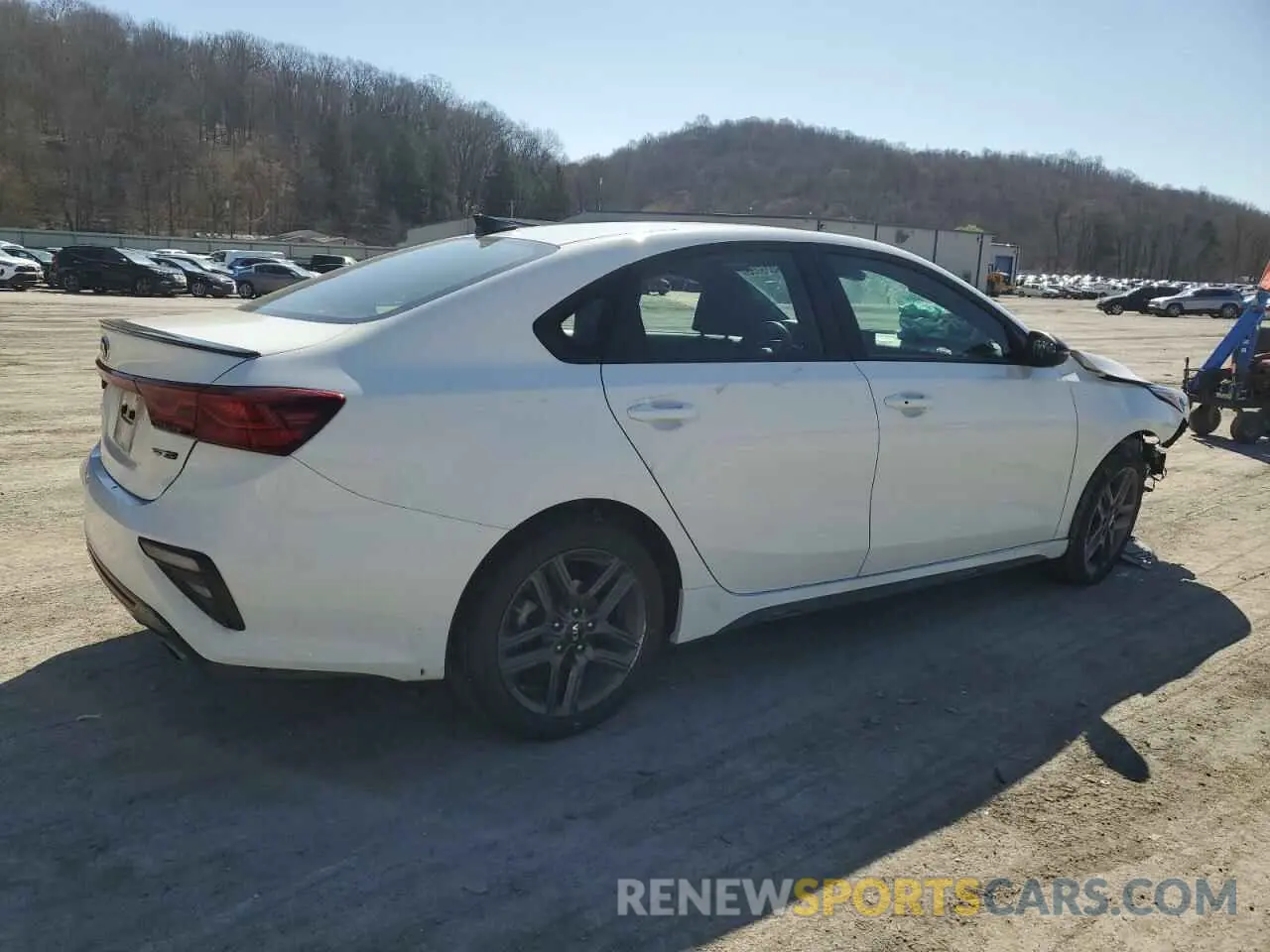 3 fotografías del automóvil dañado 3KPF34AD9ME278323 KIA FORTE 2021
