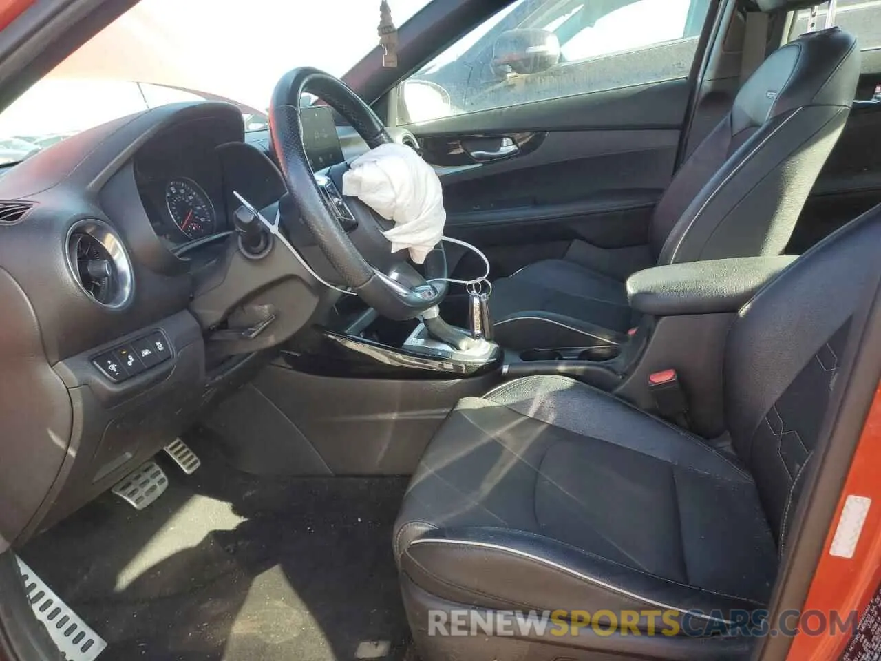 7 fotografías del automóvil dañado 3KPF34AD9ME309912 KIA FORTE 2021