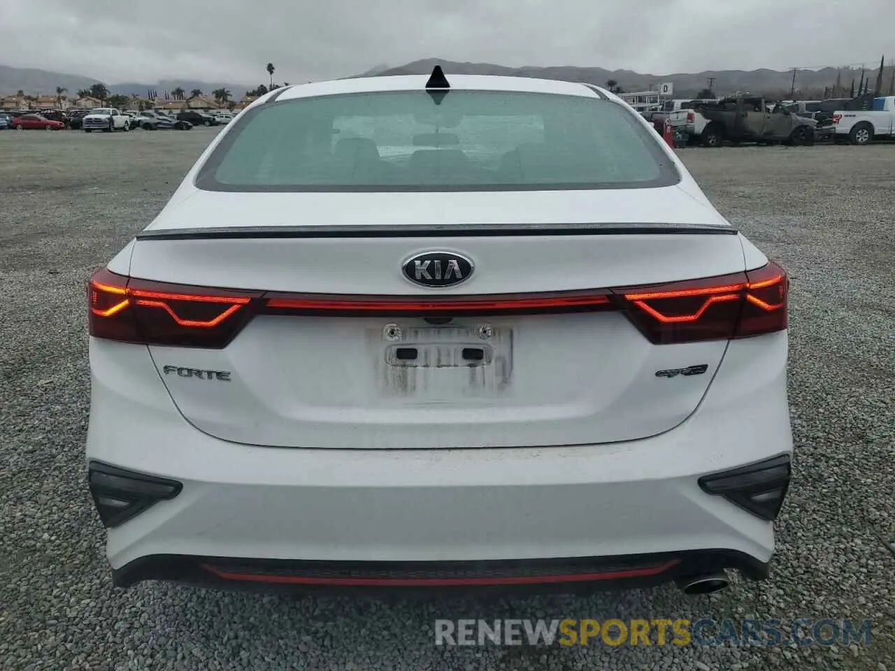 6 fotografías del automóvil dañado 3KPF34AD9ME350203 KIA FORTE 2021
