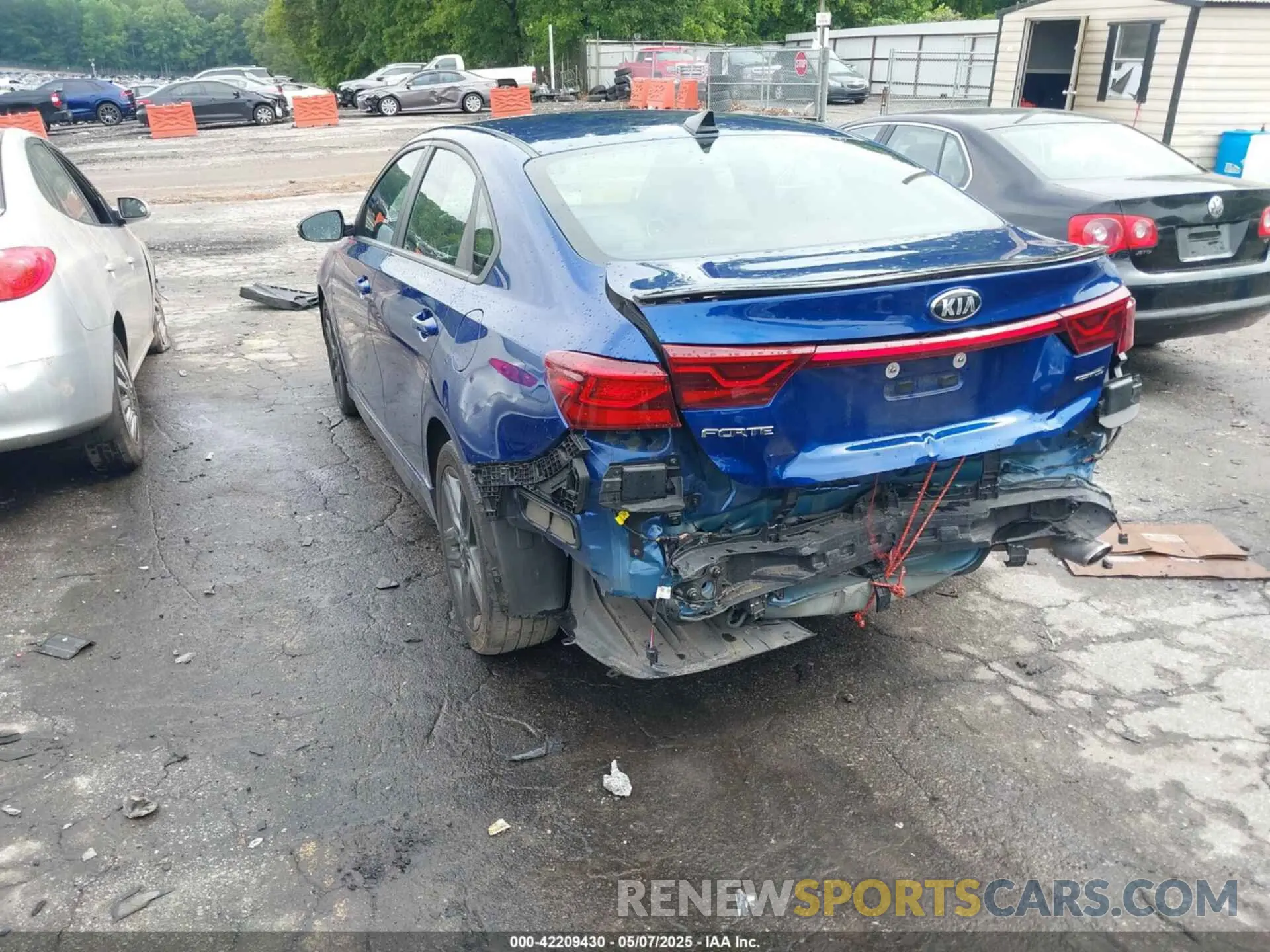 3 fotografías del automóvil dañado 3KPF34AD9ME382035 KIA FORTE 2021