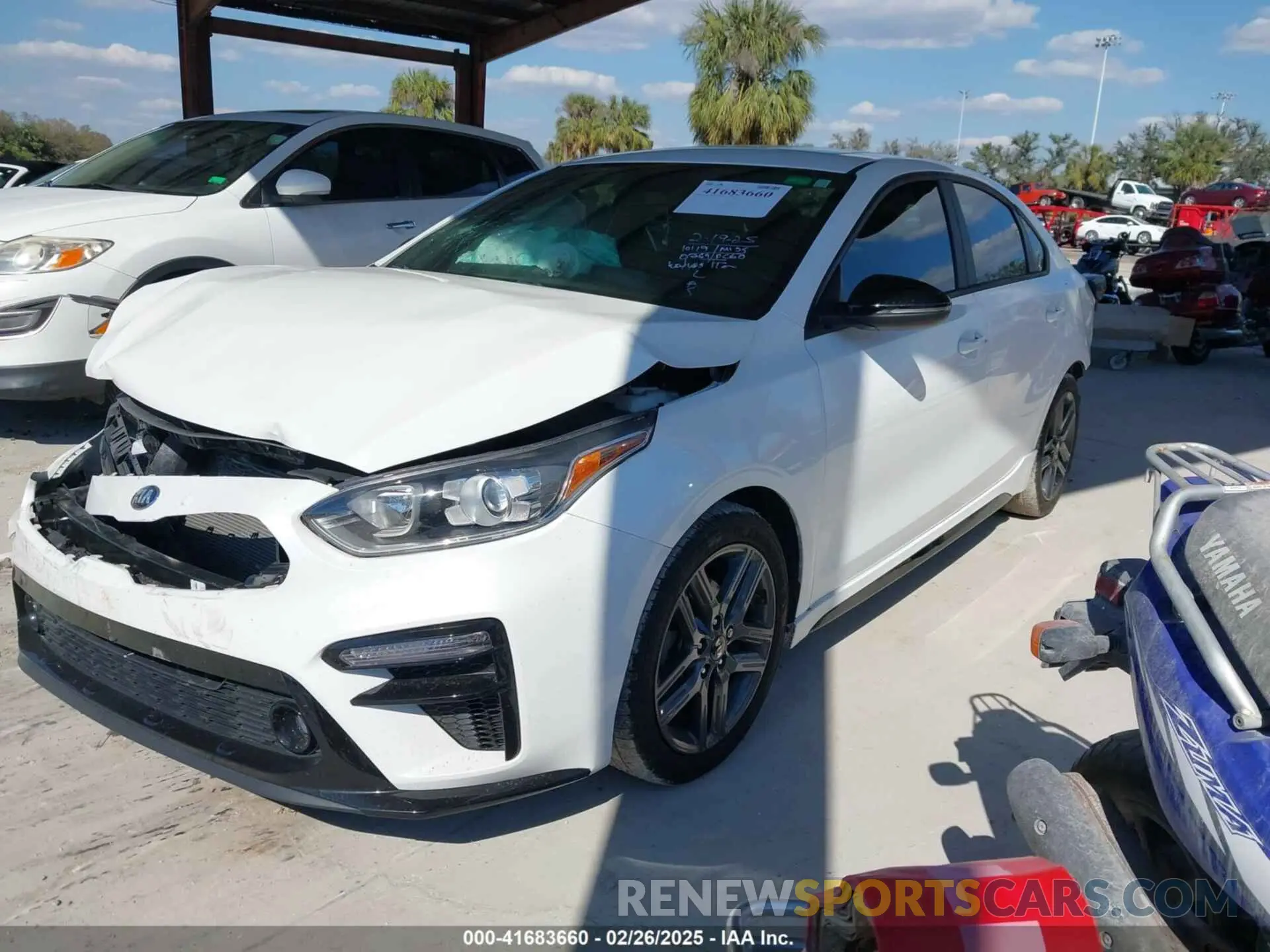2 fotografías del automóvil dañado 3KPF34AD9ME390264 KIA FORTE 2021