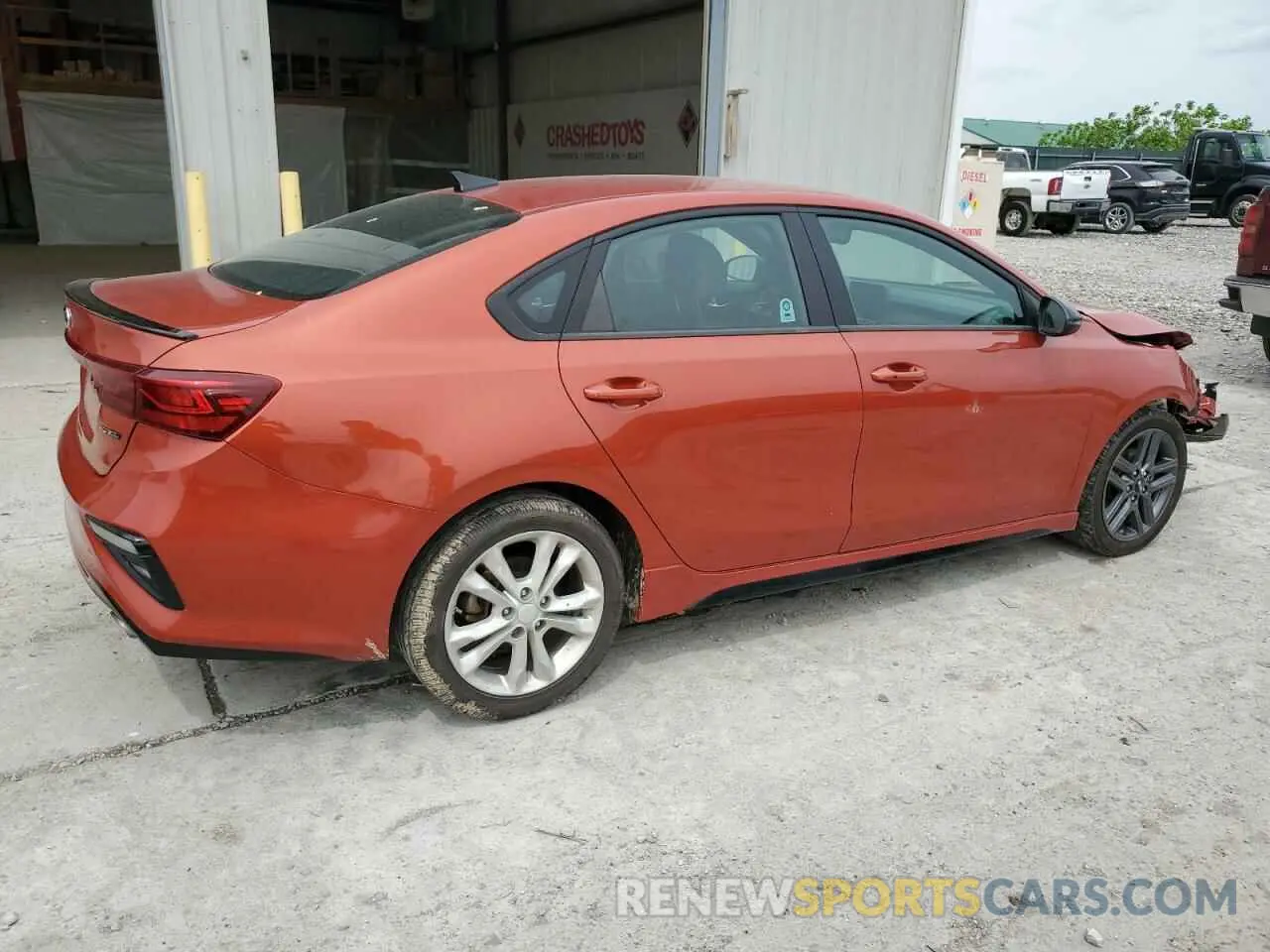 3 fotografías del automóvil dañado 3KPF34ADXME328369 KIA FORTE 2021