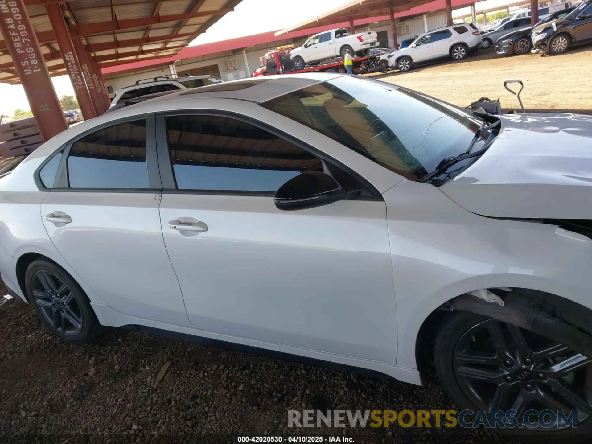 13 fotografías del automóvil dañado 3KPF34ADXME342191 KIA FORTE 2021