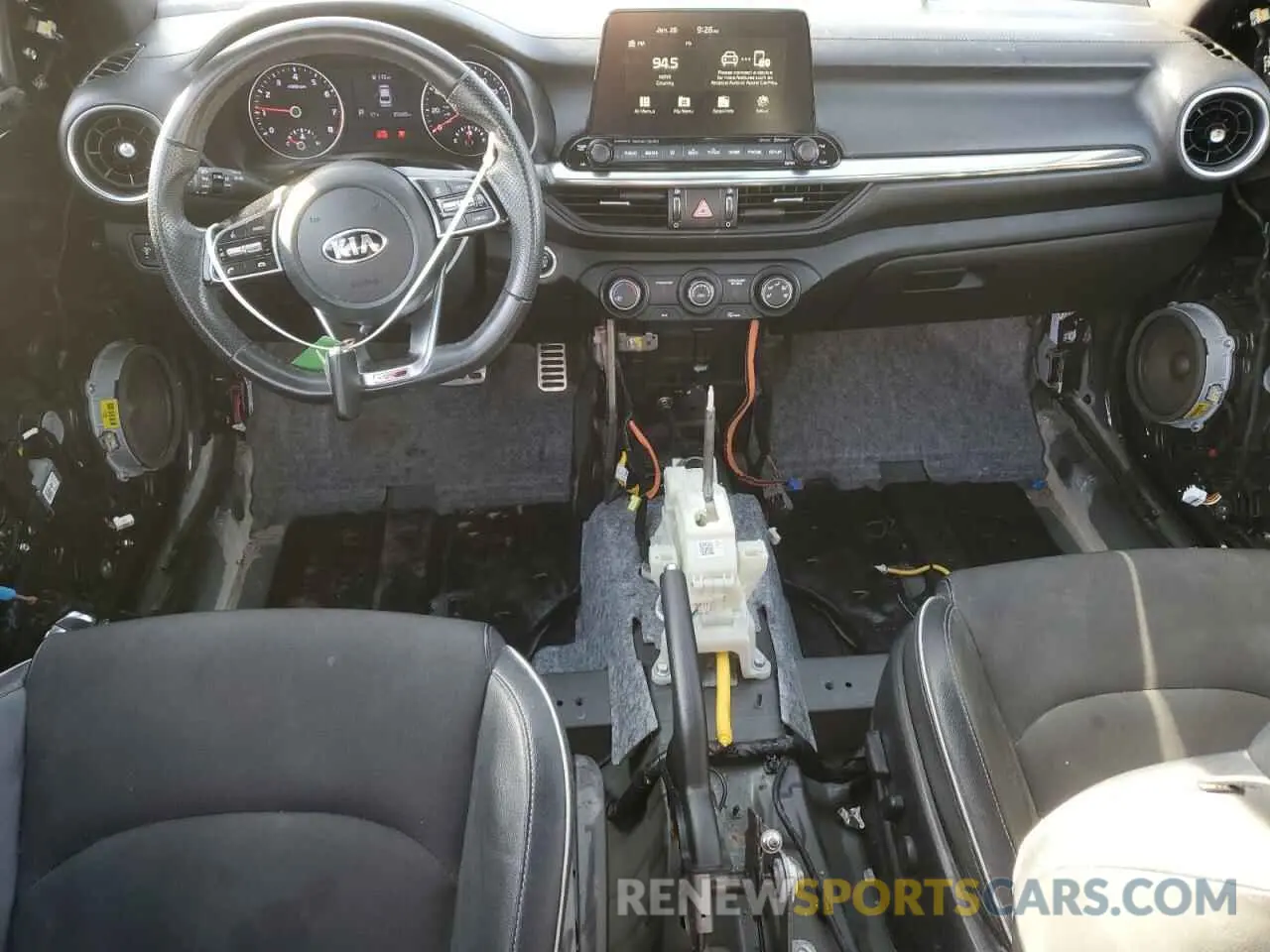 8 fotografías del automóvil dañado 3KPF34ADXME414197 KIA FORTE 2021