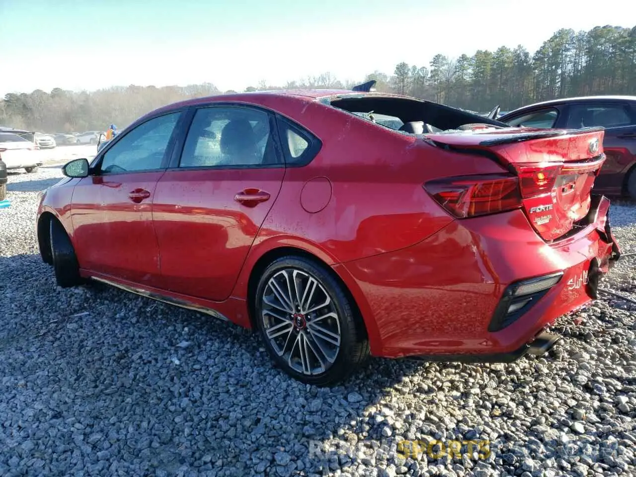 2 fotografías del automóvil dañado 3KPF44AC0ME291627 KIA FORTE 2021