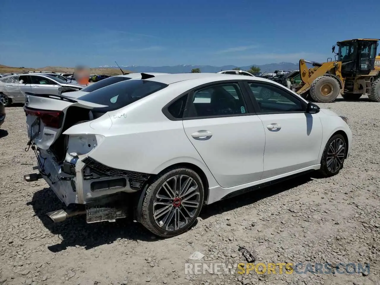 3 fotografías del automóvil dañado 3KPF44AC1ME331102 KIA FORTE 2021