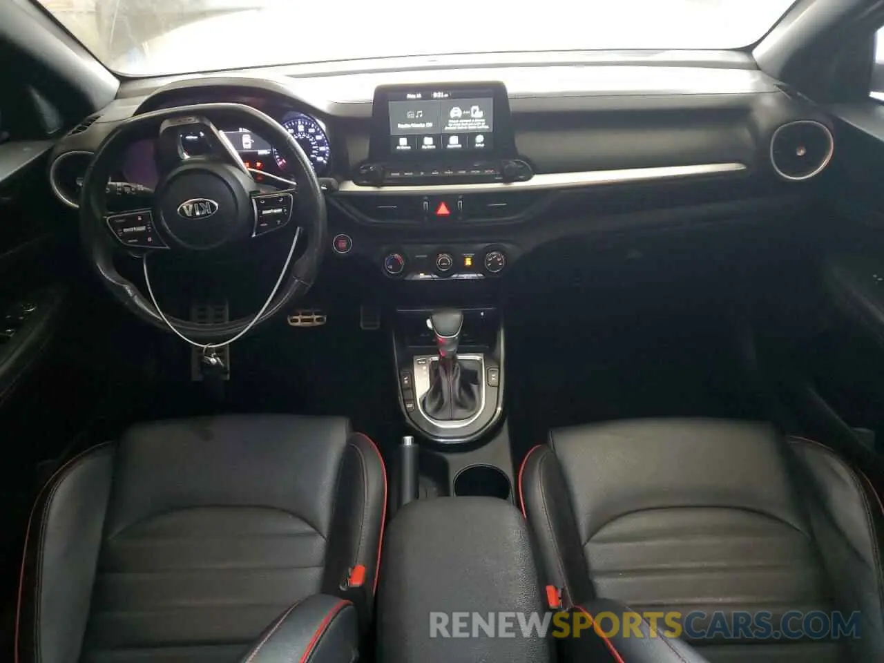 8 fotografías del automóvil dañado 3KPF44AC1ME409698 KIA FORTE 2021