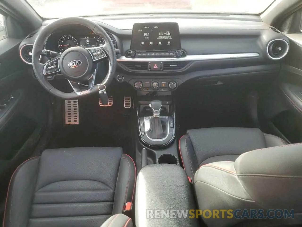 8 fotografías del automóvil dañado 3KPF44AC2ME303146 KIA FORTE 2021