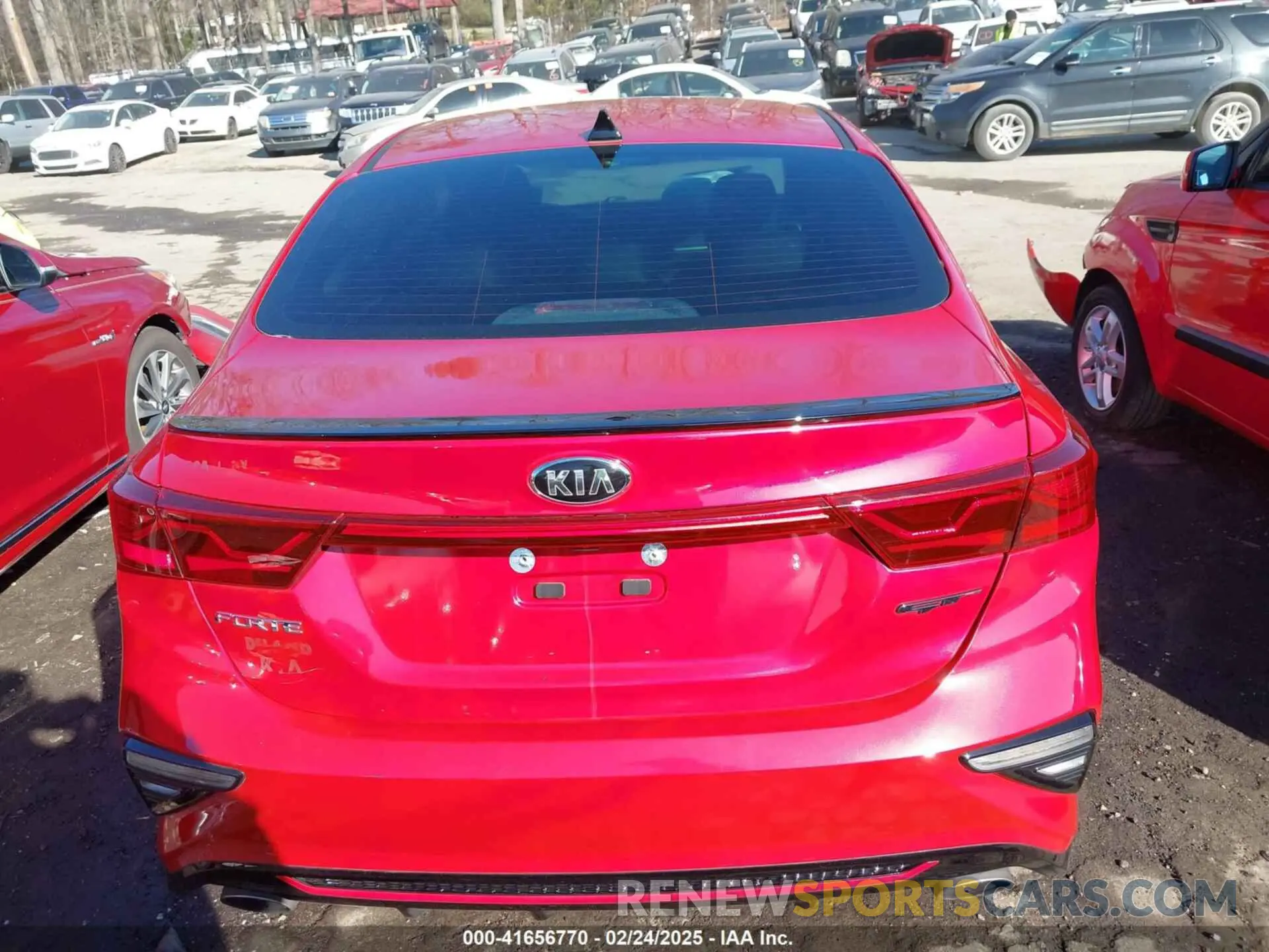 16 fotografías del automóvil dañado 3KPF44AC3ME290973 KIA FORTE 2021