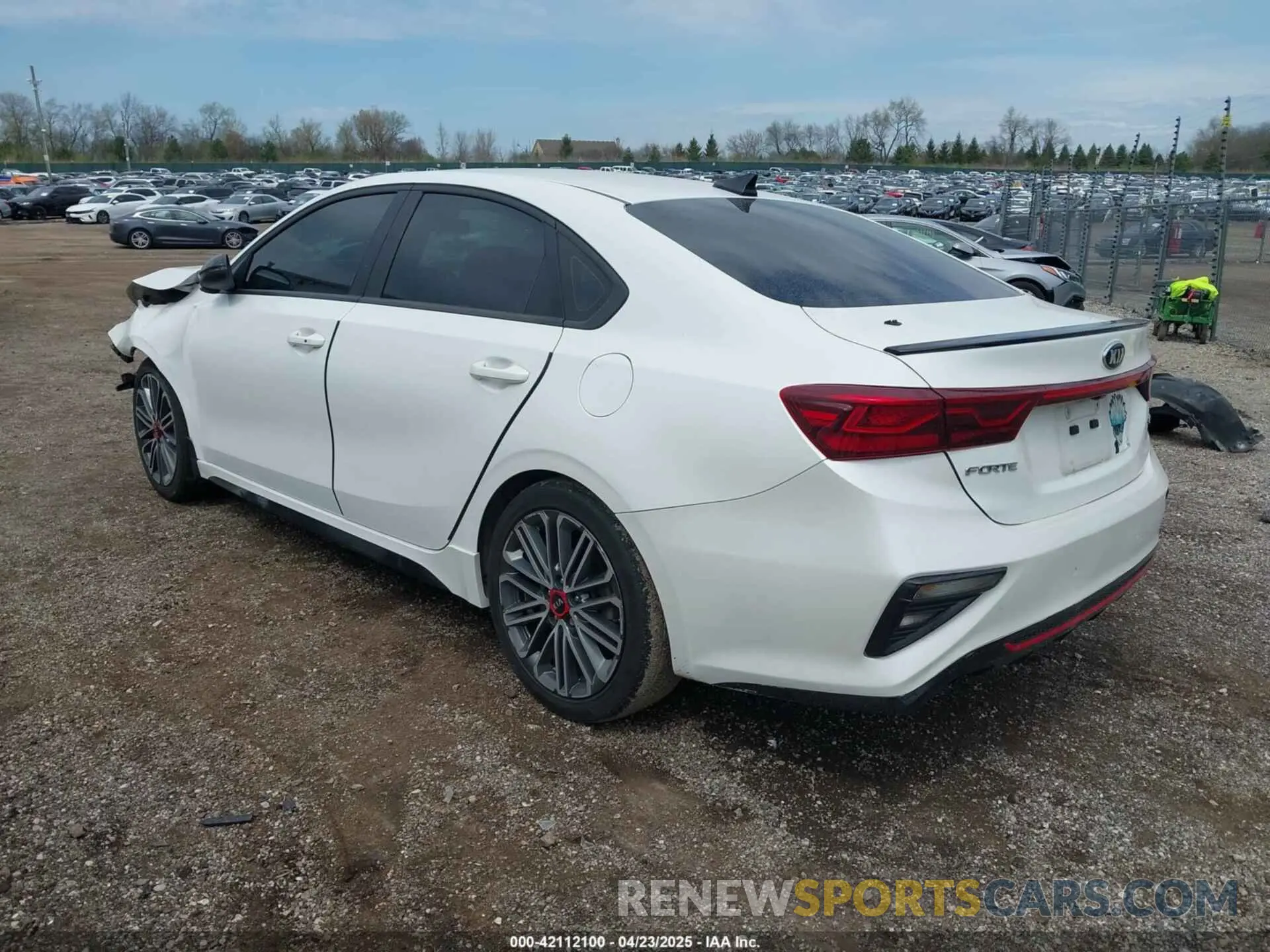 3 fotografías del automóvil dañado 3KPF44AC4ME413163 KIA FORTE 2021