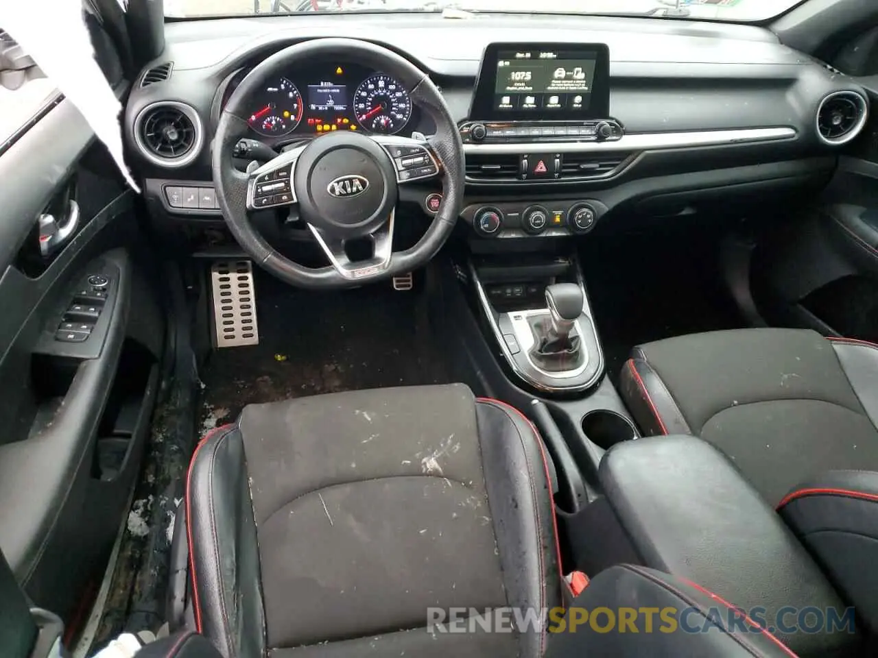 8 fotografías del automóvil dañado 3KPF44AC5ME280624 KIA FORTE 2021