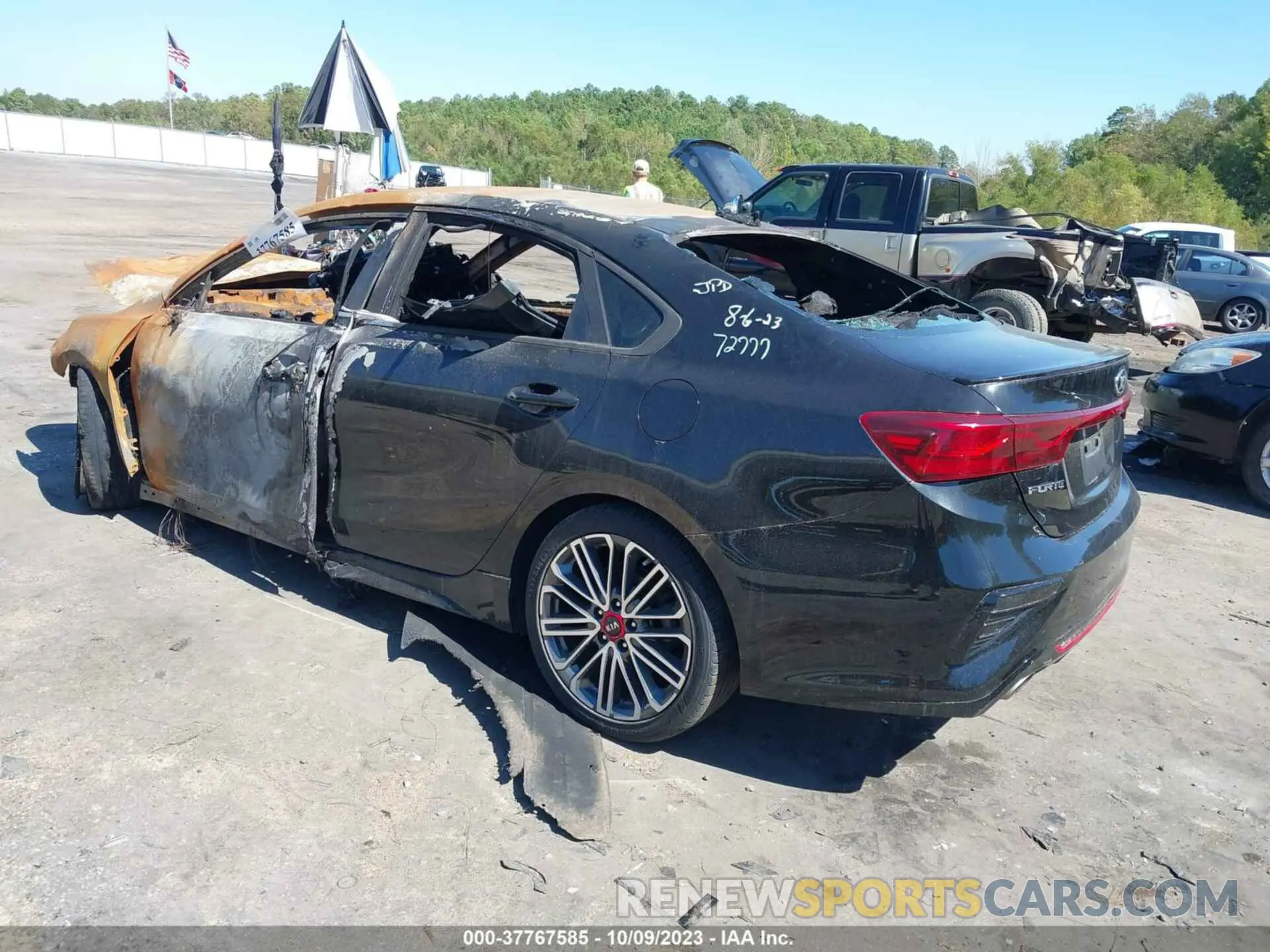 3 fotografías del automóvil dañado 3KPF44AC5ME284124 KIA FORTE 2021
