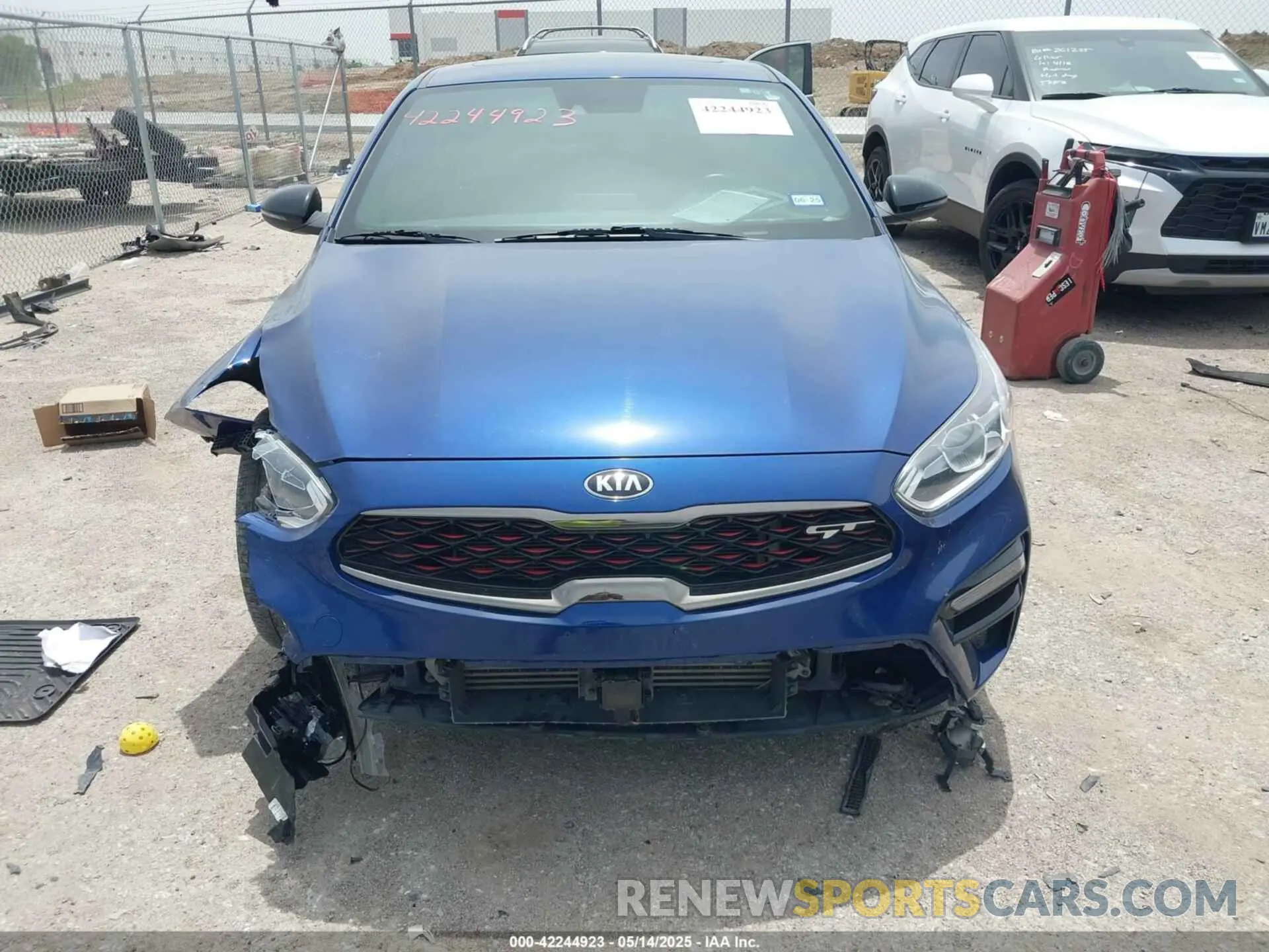 12 fotografías del automóvil dañado 3KPF44AC5ME313685 KIA FORTE 2021