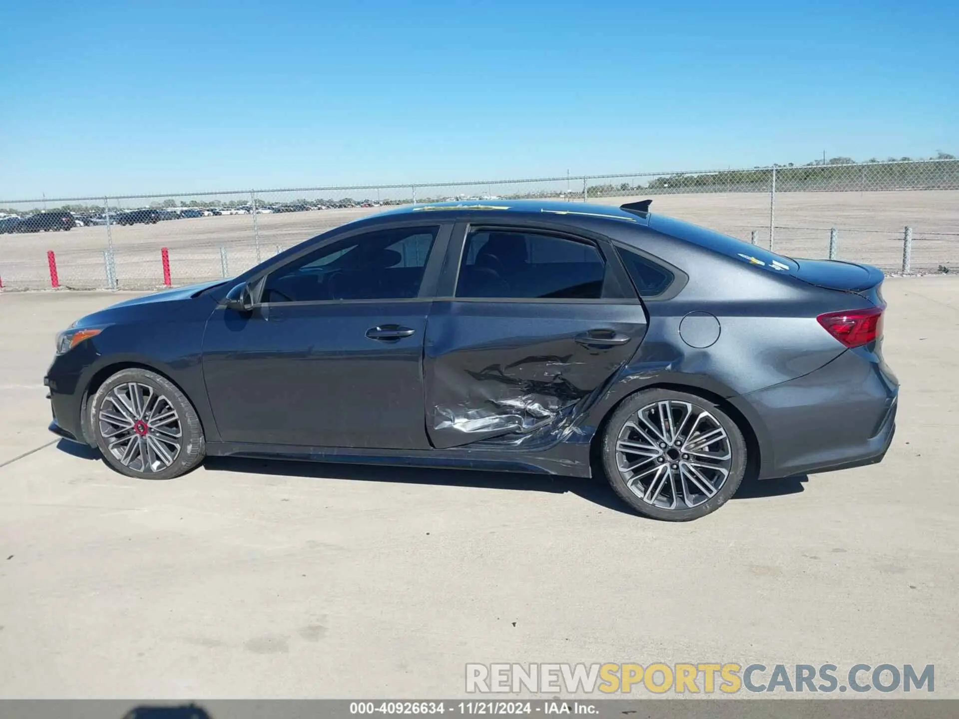 14 fotografías del automóvil dañado 3KPF44AC9ME414647 KIA FORTE 2021