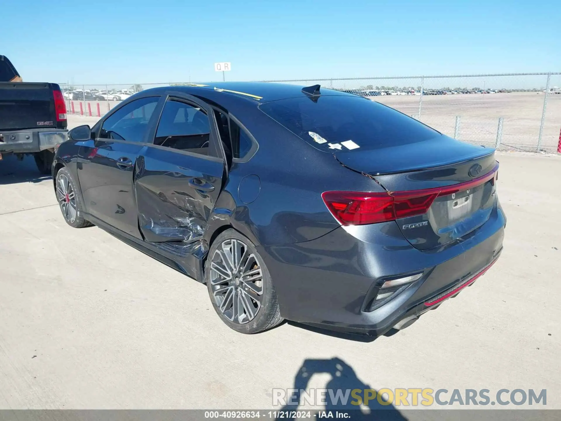 3 fotografías del automóvil dañado 3KPF44AC9ME414647 KIA FORTE 2021