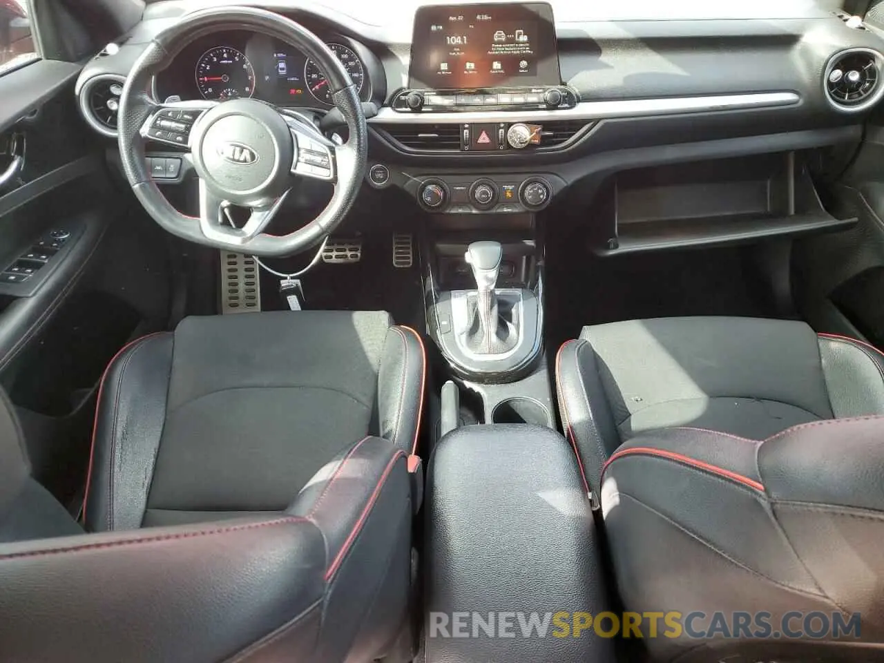 8 fotografías del automóvil dañado 3KPF44ACXME277542 KIA FORTE 2021