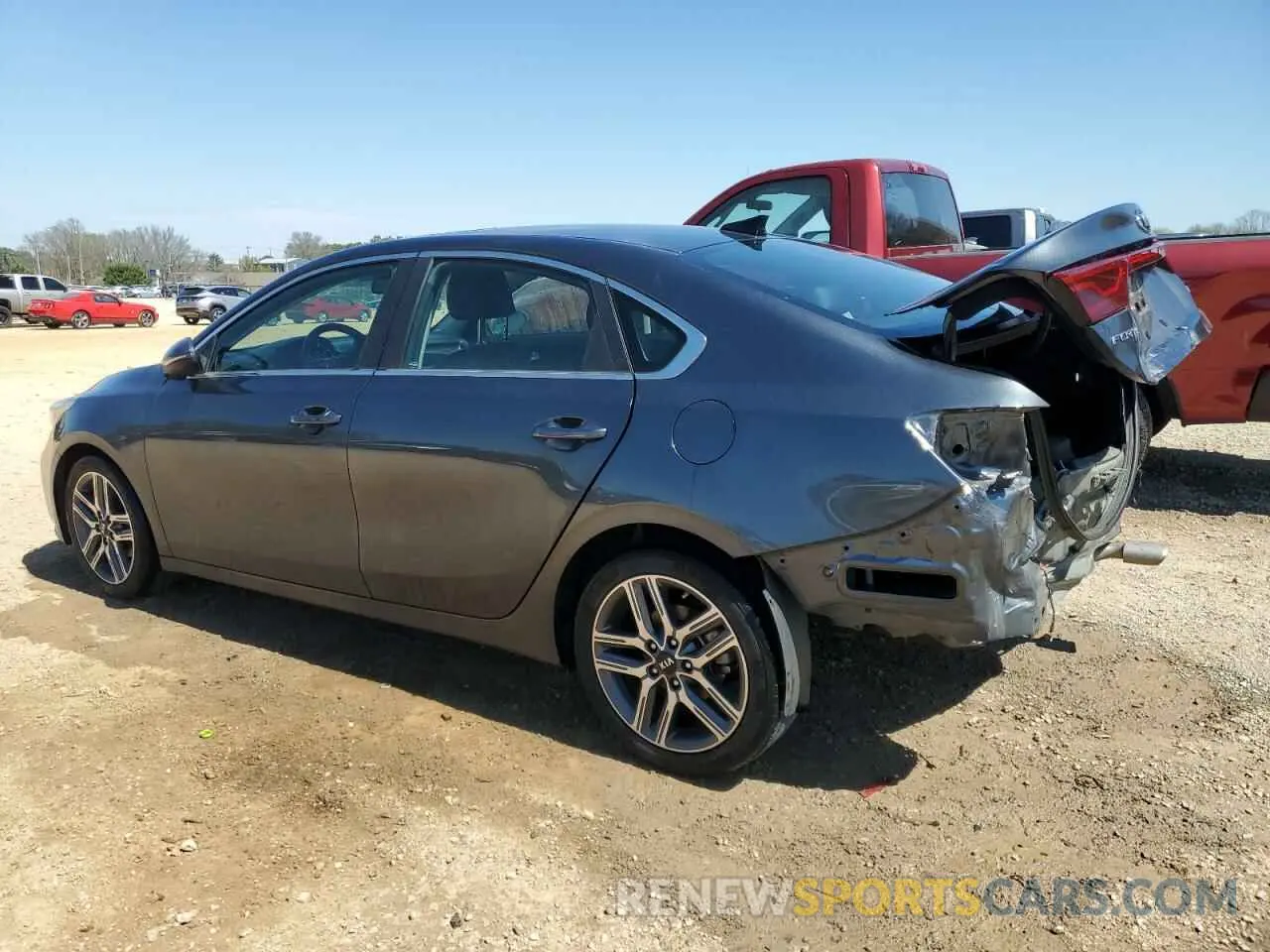 2 fotografías del automóvil dañado 3KPF54AD2ME322883 KIA FORTE 2021
