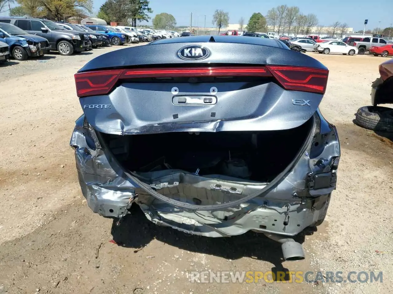 6 fotografías del automóvil dañado 3KPF54AD2ME322883 KIA FORTE 2021