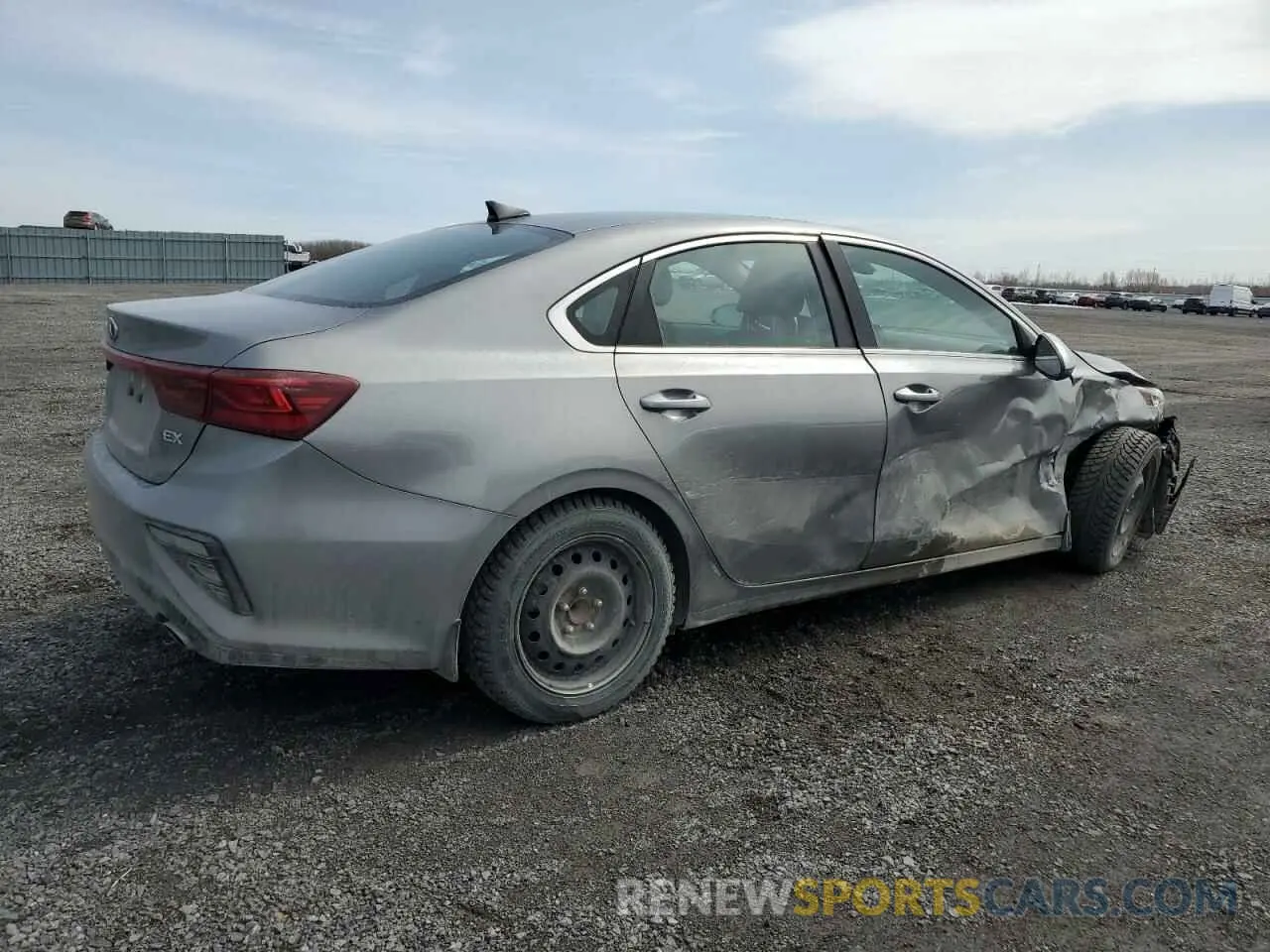 3 fotografías del automóvil dañado 3KPF54AD5ME364805 KIA FORTE 2021