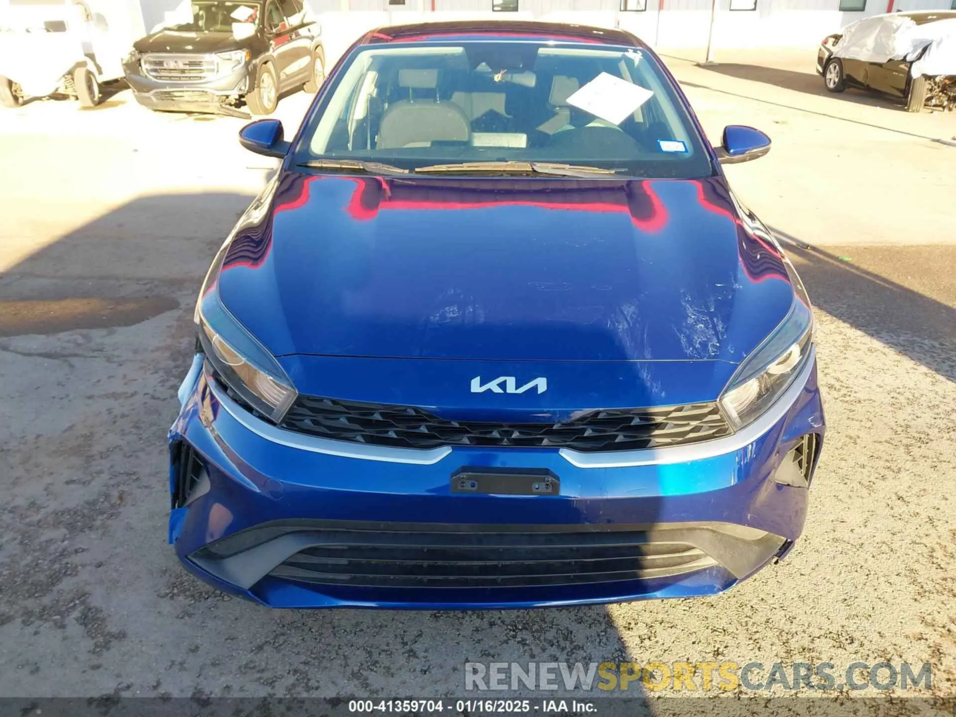 12 fotografías del automóvil dañado 3KPF24AD0NE472873 KIA FORTE 2022