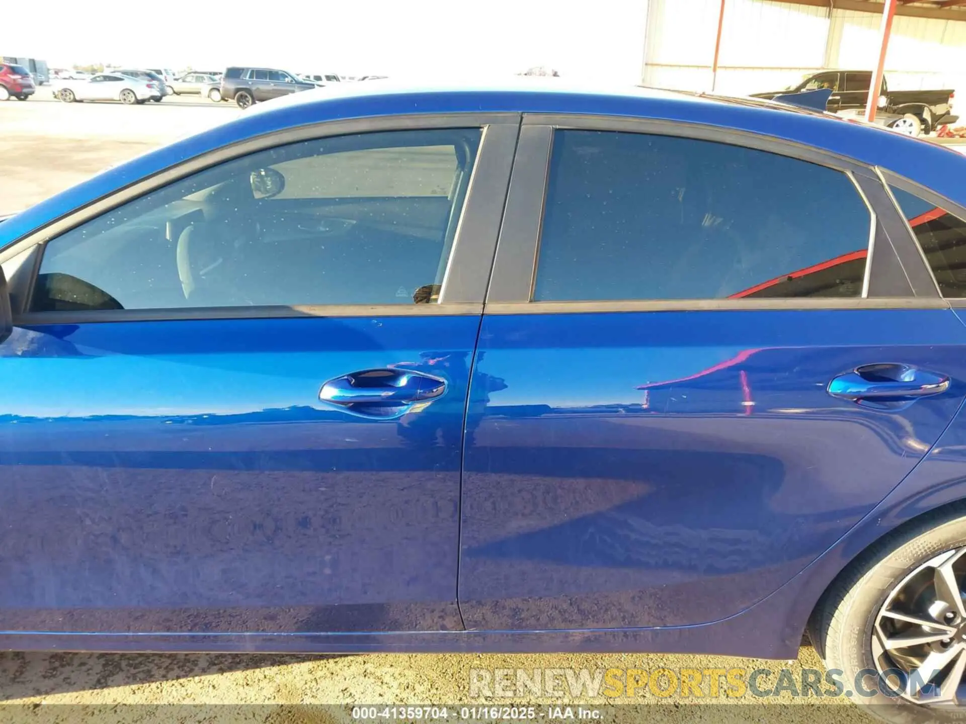 14 fotografías del automóvil dañado 3KPF24AD0NE472873 KIA FORTE 2022