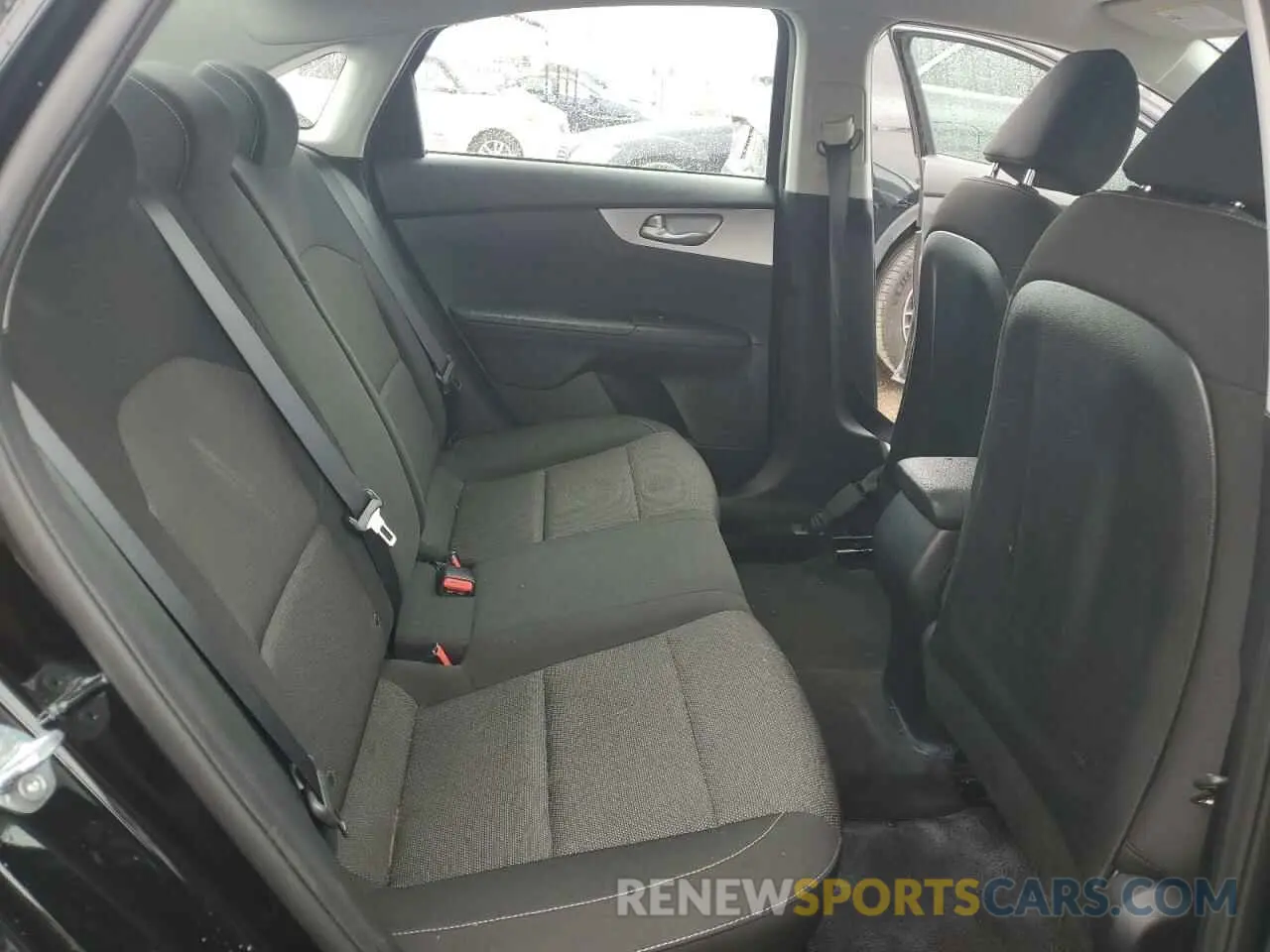 10 fotografías del automóvil dañado 3KPF24AD0NE499961 KIA FORTE 2022