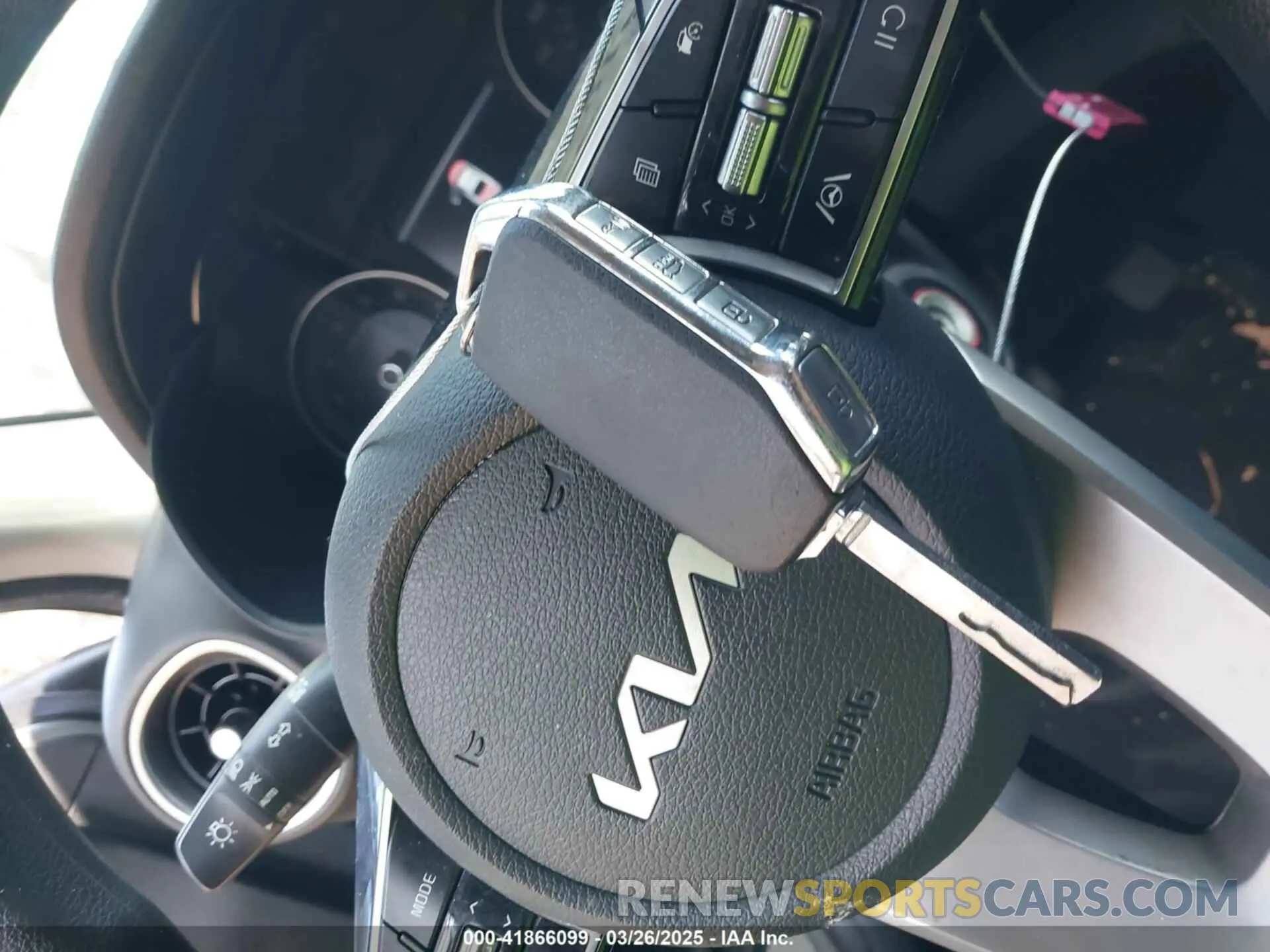 11 fotografías del automóvil dañado 3KPF24AD1NE430471 KIA FORTE 2022
