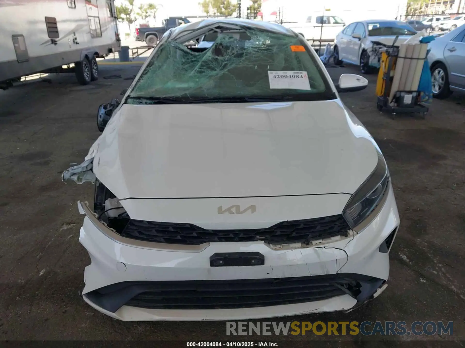 12 fotografías del automóvil dañado 3KPF24AD2NE425361 KIA FORTE 2022