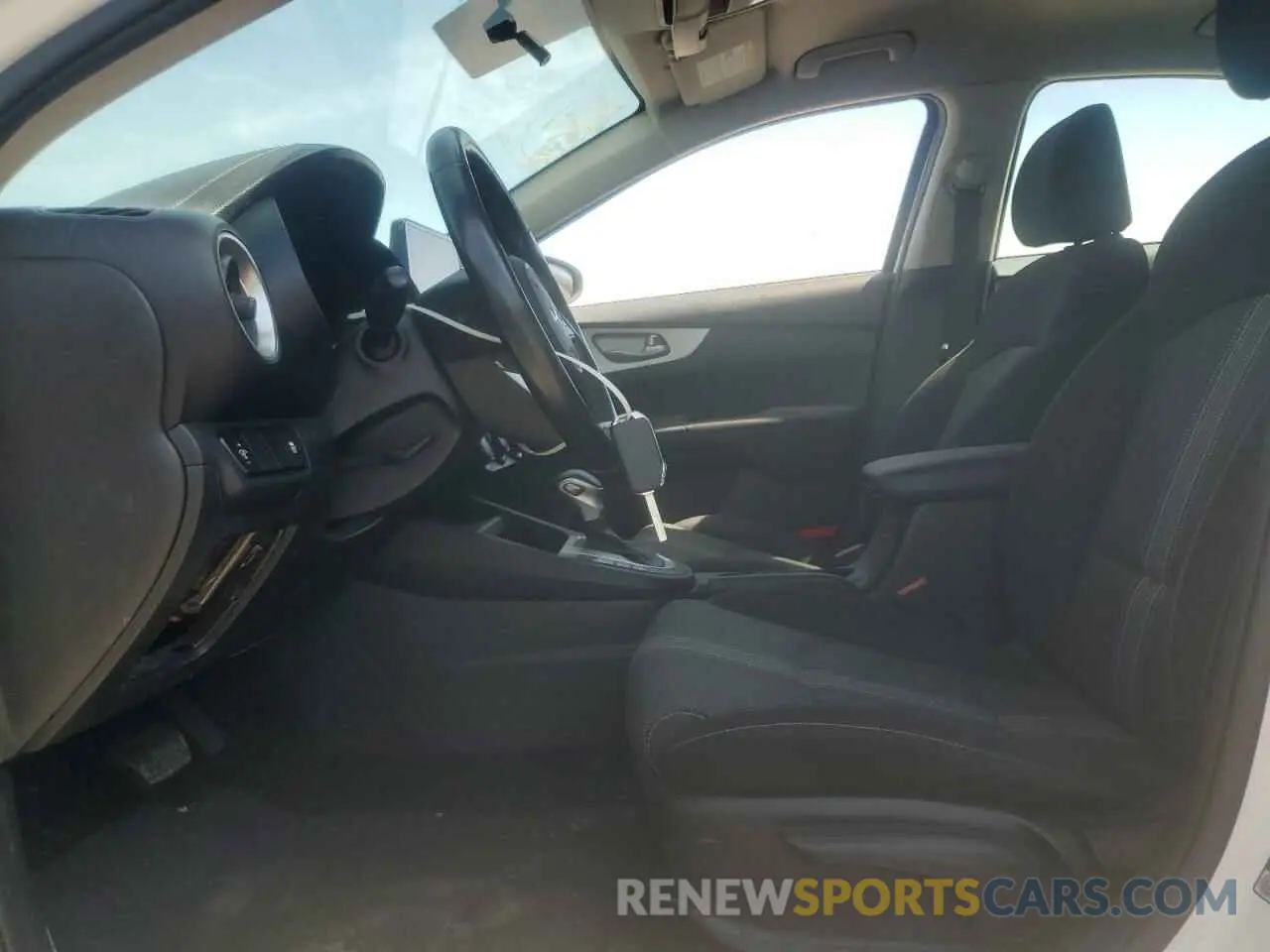 7 fotografías del automóvil dañado 3KPF24AD2NE438742 KIA FORTE 2022