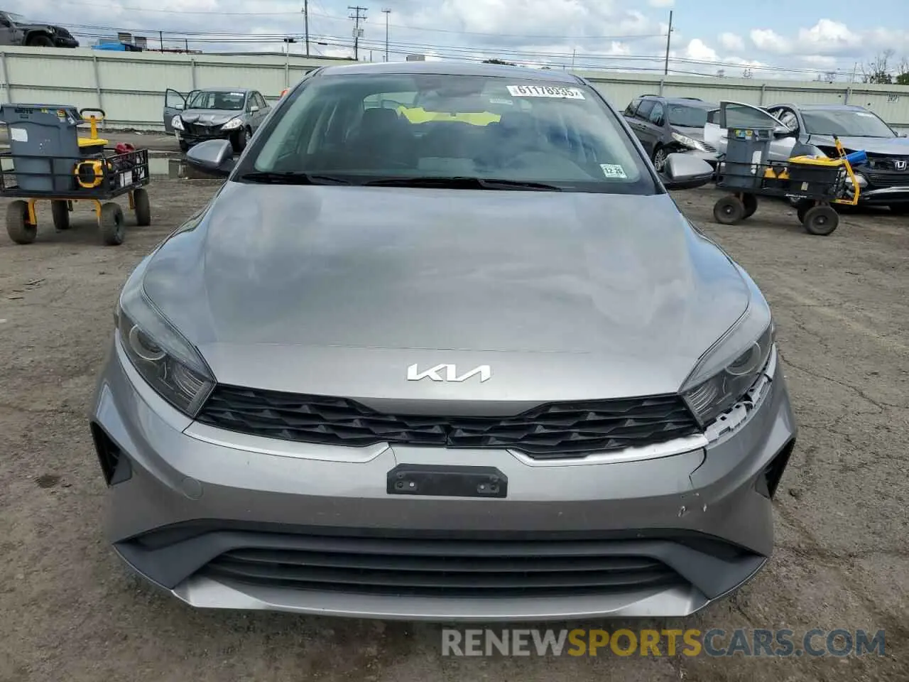5 fotografías del automóvil dañado 3KPF24AD3NE437535 KIA FORTE 2022