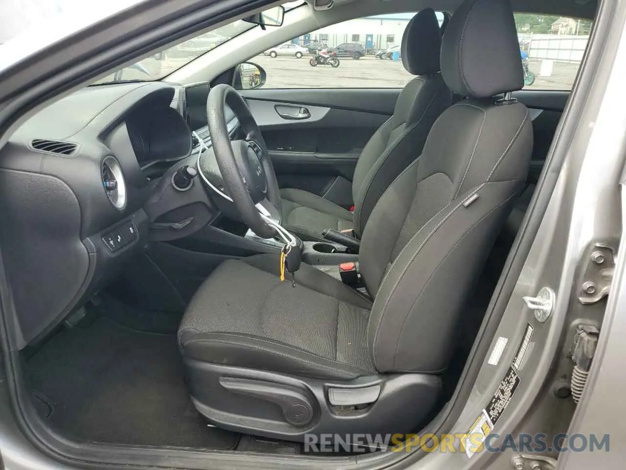 7 fotografías del automóvil dañado 3KPF24AD3NE437535 KIA FORTE 2022
