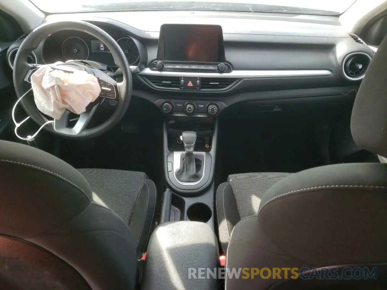 8 fotografías del automóvil dañado 3KPF24AD3NE461463 KIA FORTE 2022