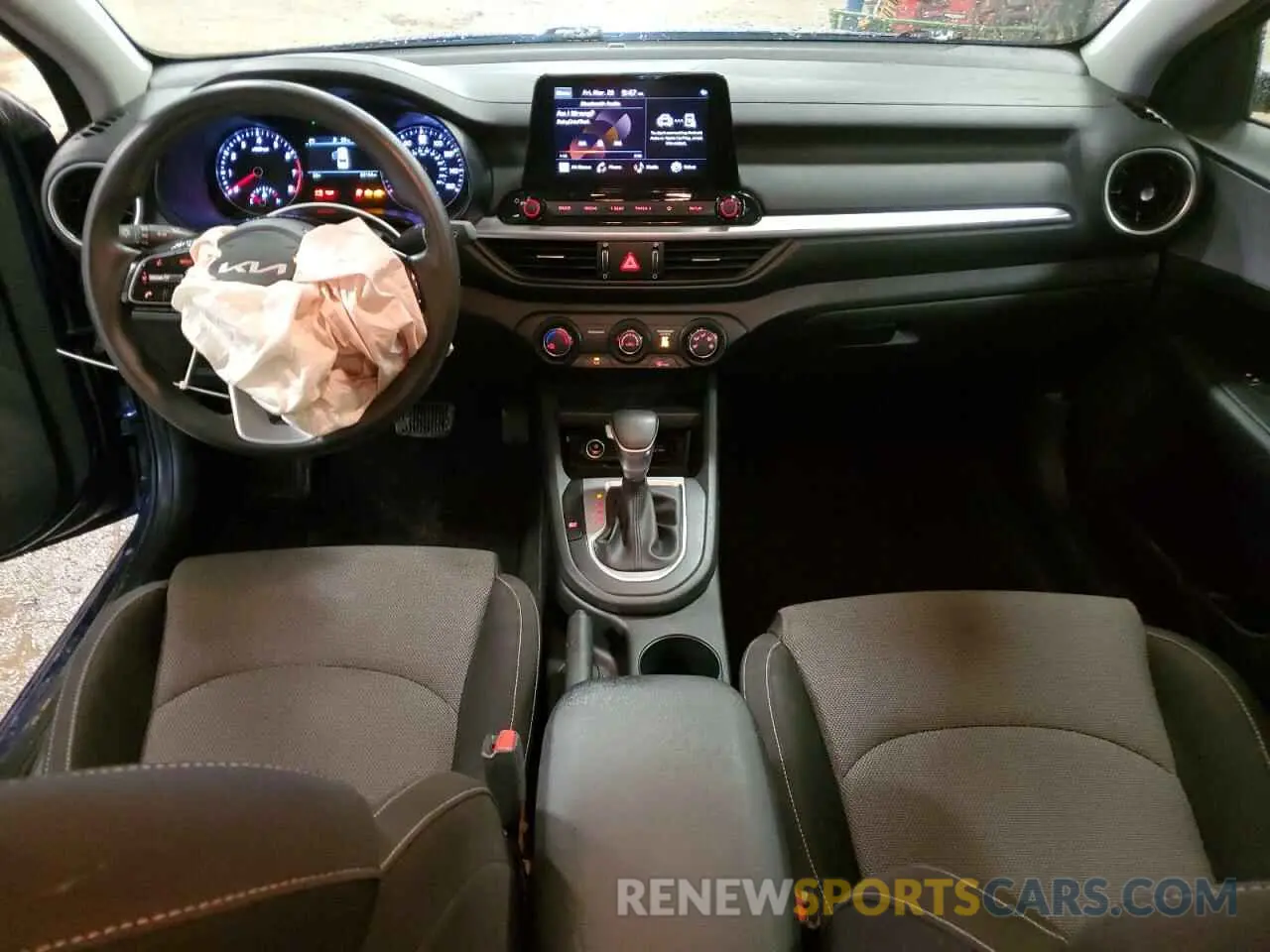 8 fotografías del automóvil dañado 3KPF24AD4NE453680 KIA FORTE 2022