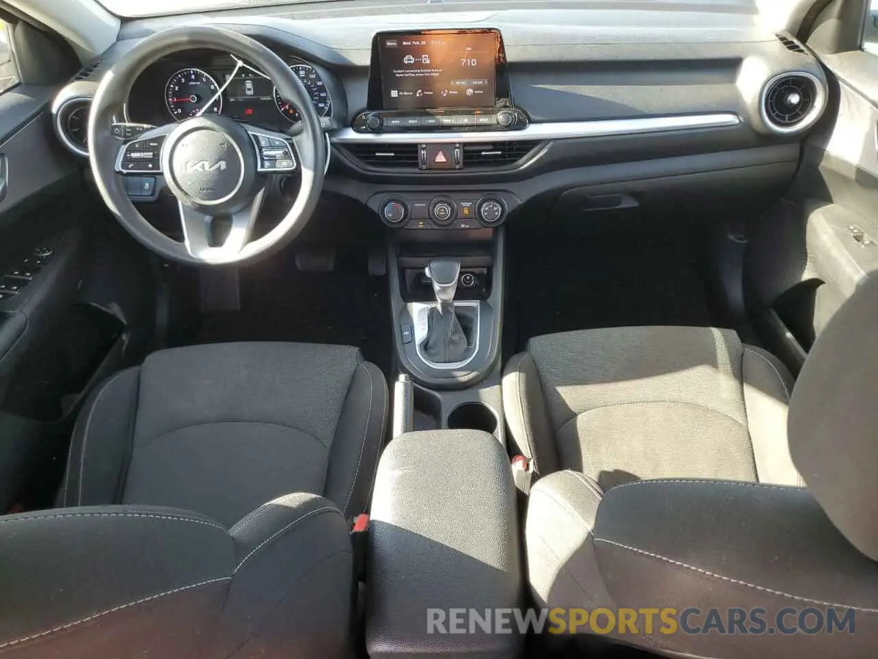 8 fotografías del automóvil dañado 3KPF24AD4NE476392 KIA FORTE 2022