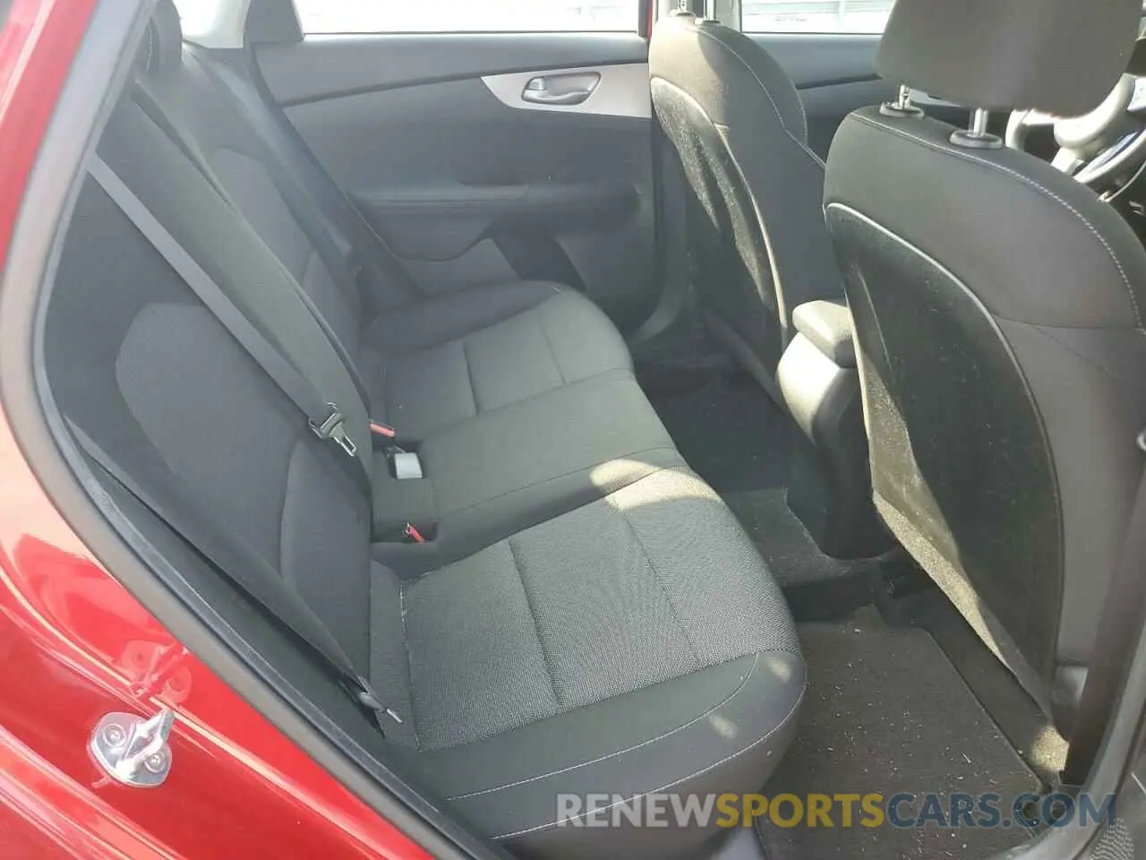 10 fotografías del automóvil dañado 3KPF24AD4NE478031 KIA FORTE 2022
